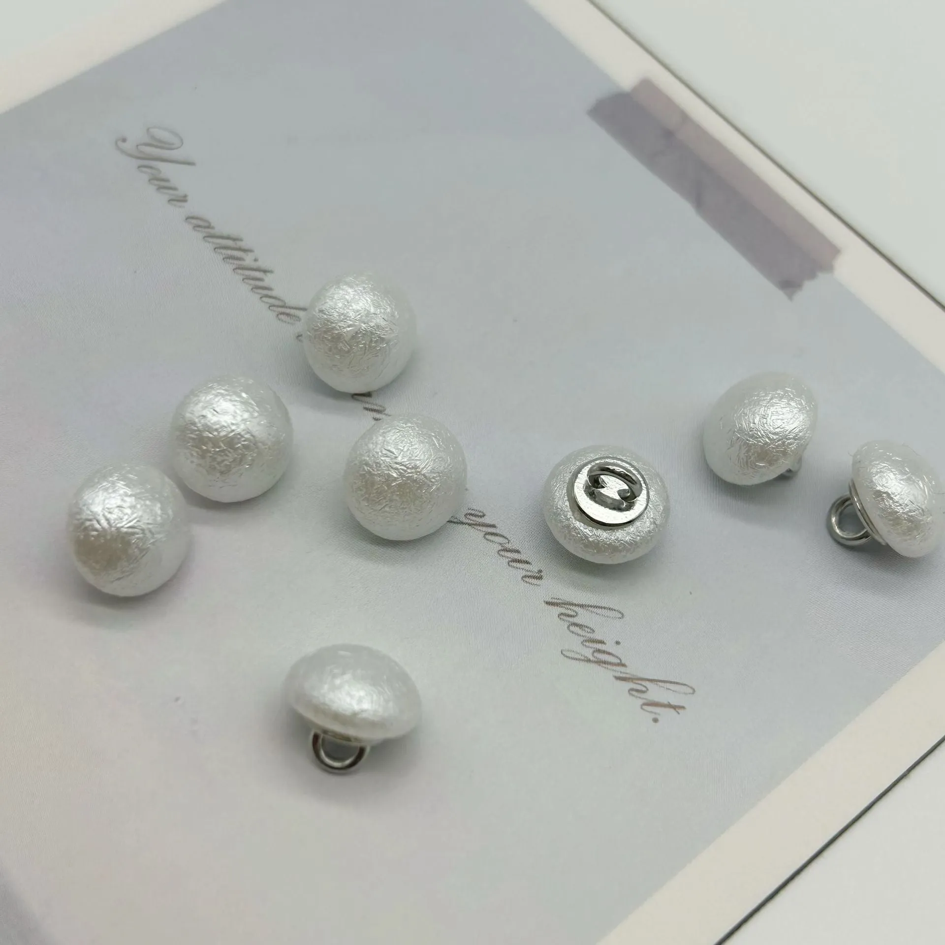 10mm Round Wrinkled Pearl Buttons and White Square Pearl Buttons 40pcs