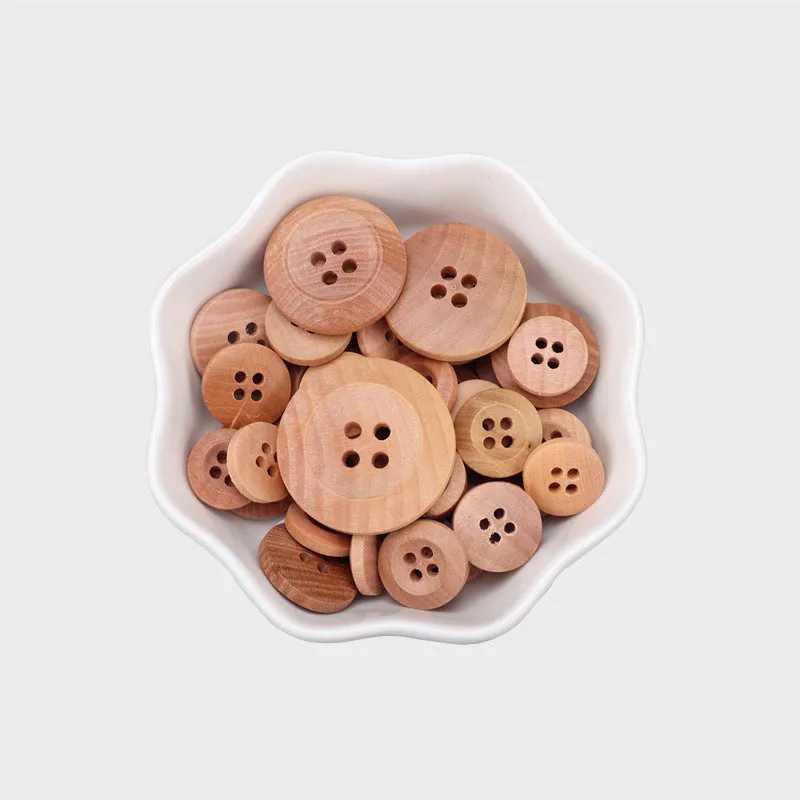 11.5-25mm Round 4-Hole Natural Wood Buttons for Coats and Shirts 40pcs