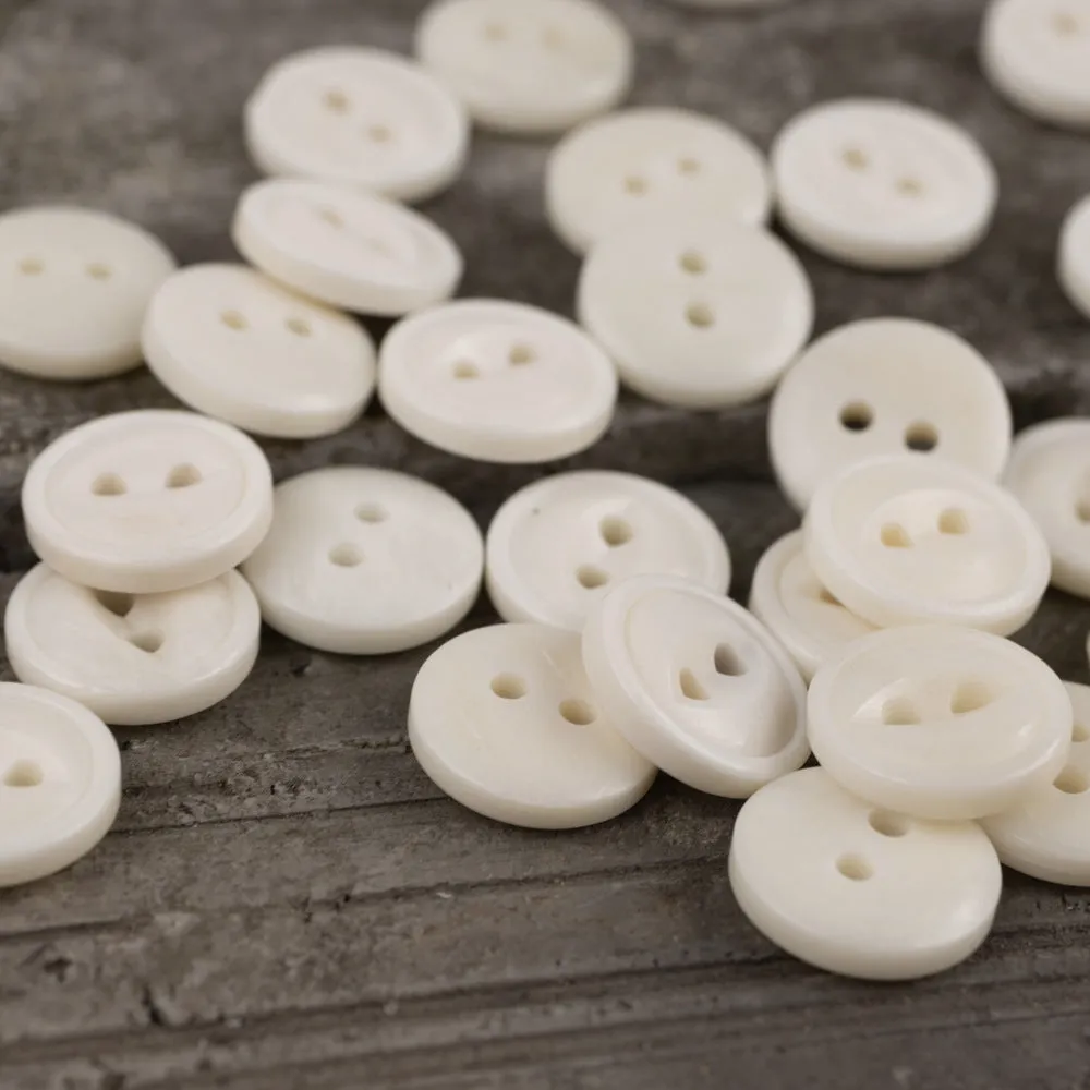 11.5mm Round 2 Hole Ivory Fish Eye Cow Bone Buttons for Polo Shirts 12PCS