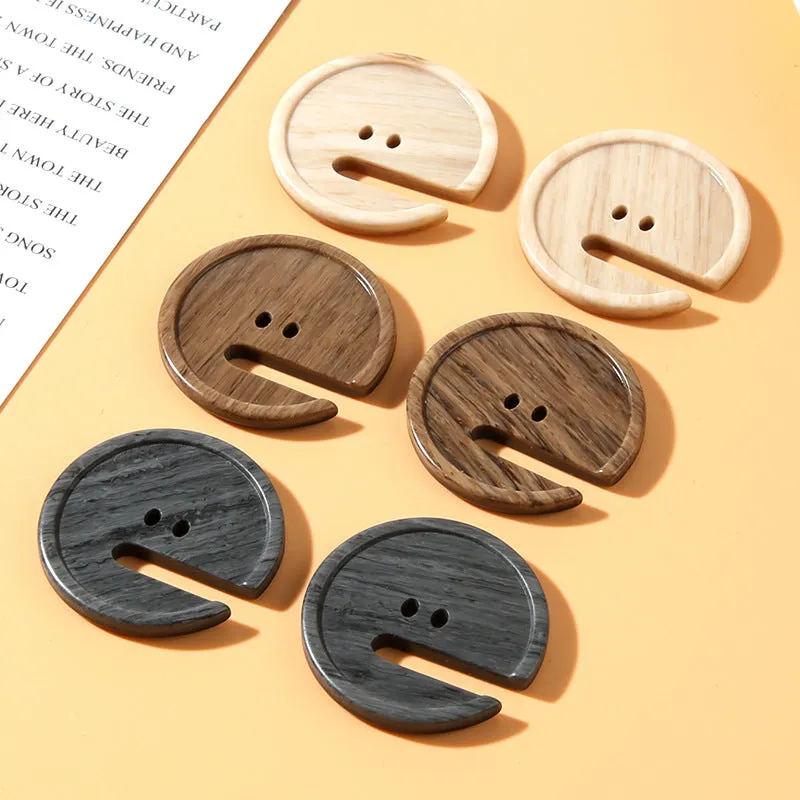 15-28mm Pac-Man Shaped Two-Hole Wood-Grain Resin Buttons 30 Pack