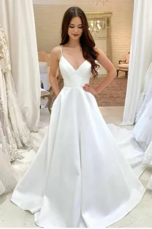 2021 Satin Chapel Train Bridal Dresses Spaghetti Straps