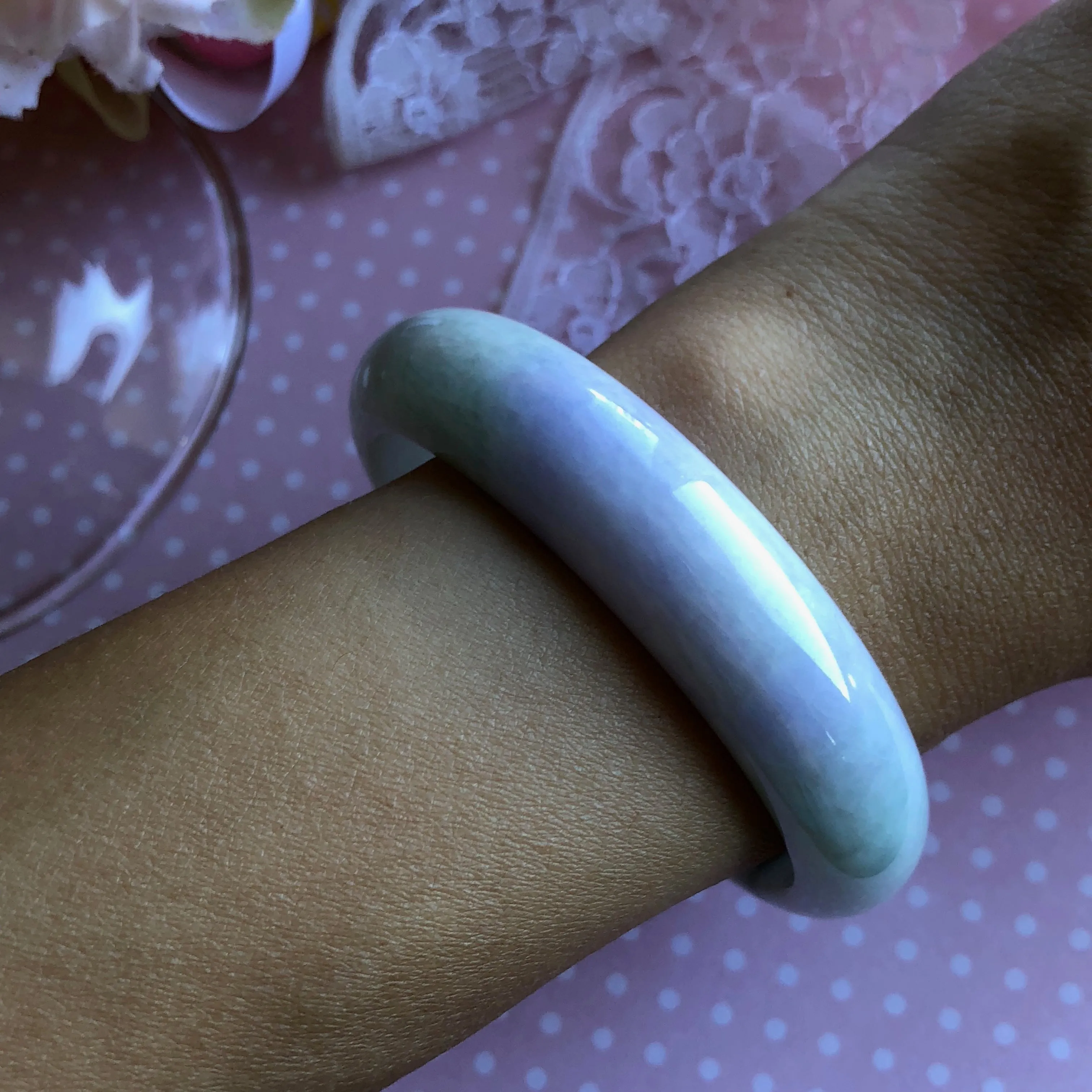 56.8mm A-Grade Type A Natural Jadeite Jade Pastel Shades Modern Round Bangle No.151462