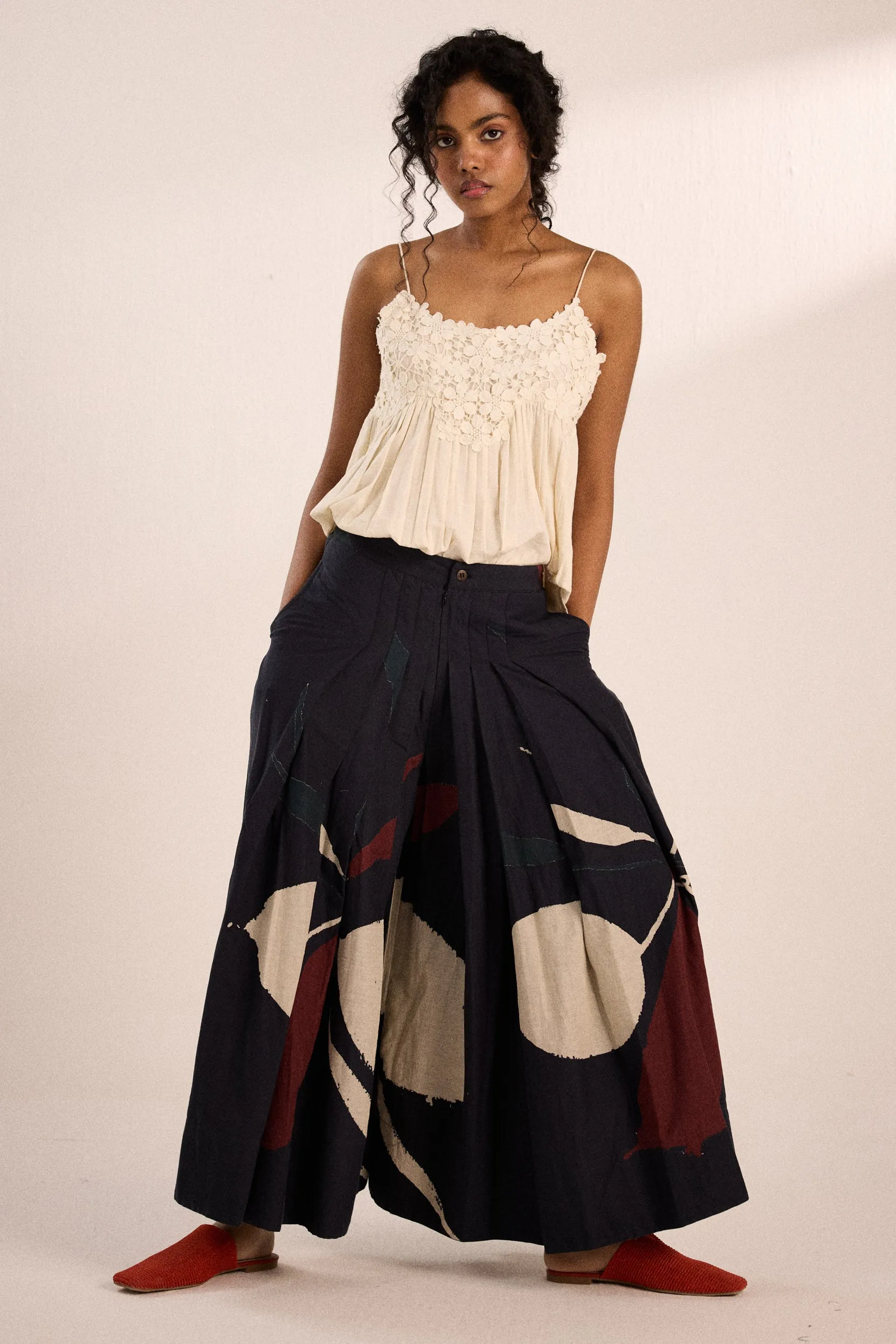 Aba Pleated Pants