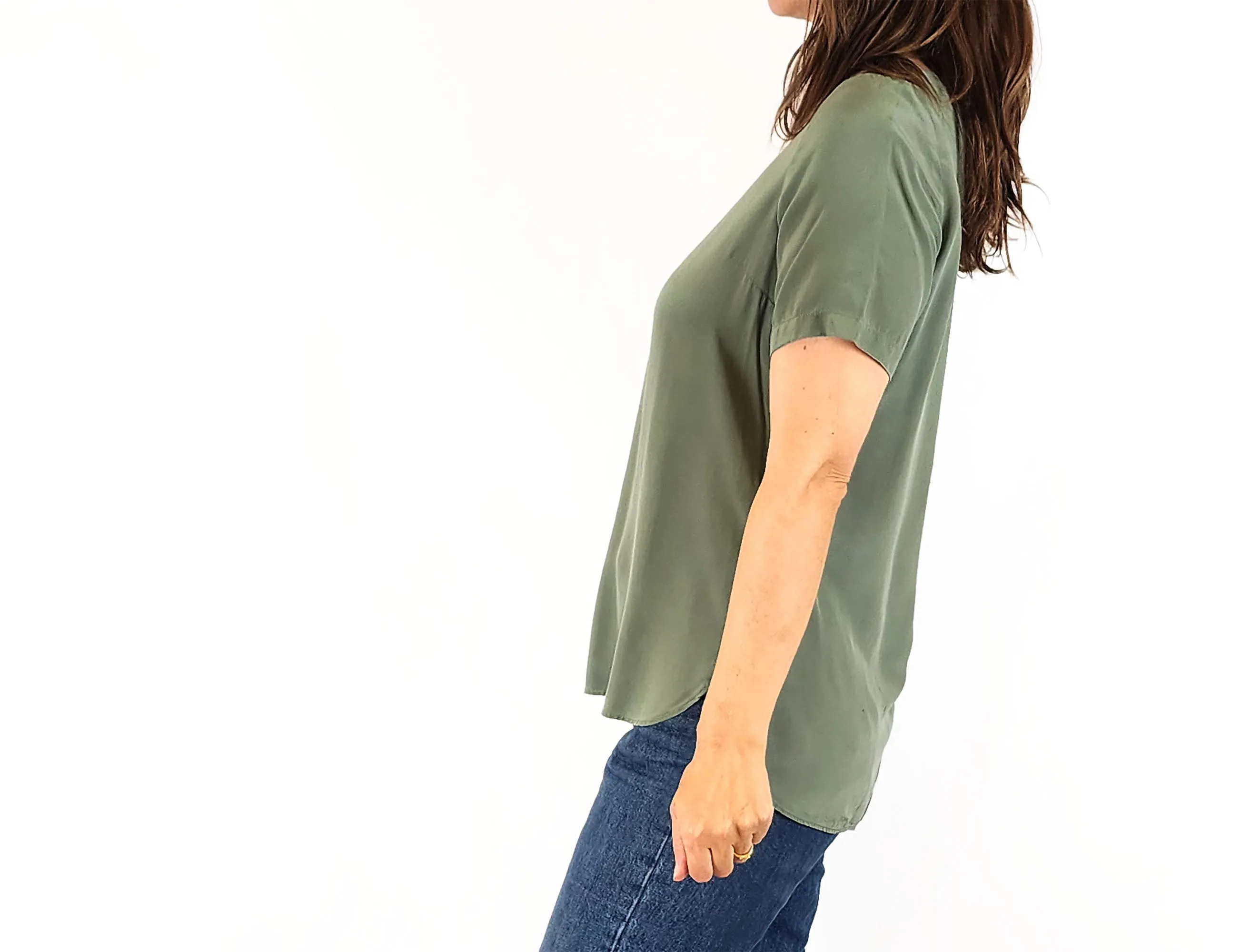 Anna Thomas green silk top size 8