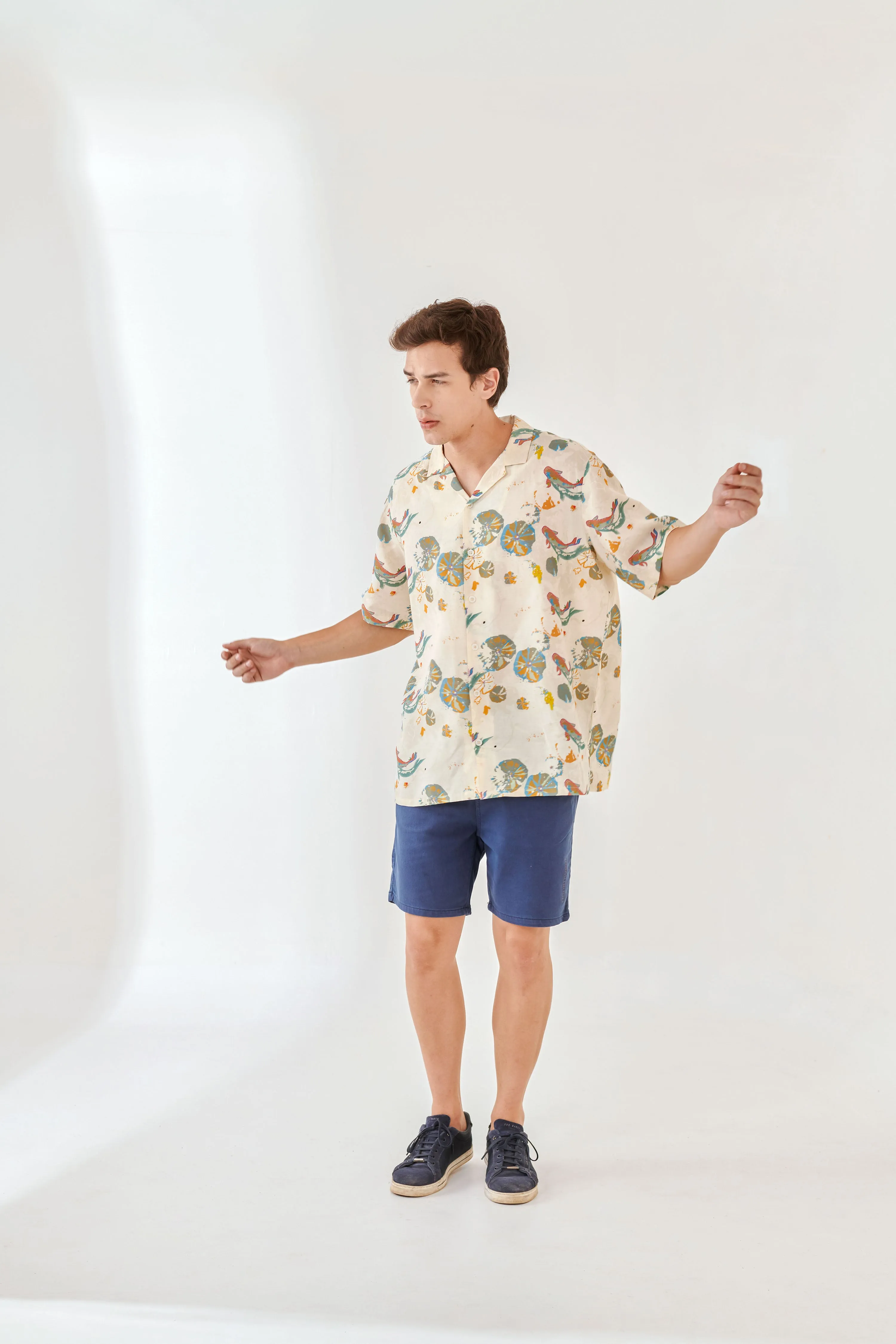 Barbus White Oversize Hawaiian Collar Shirt