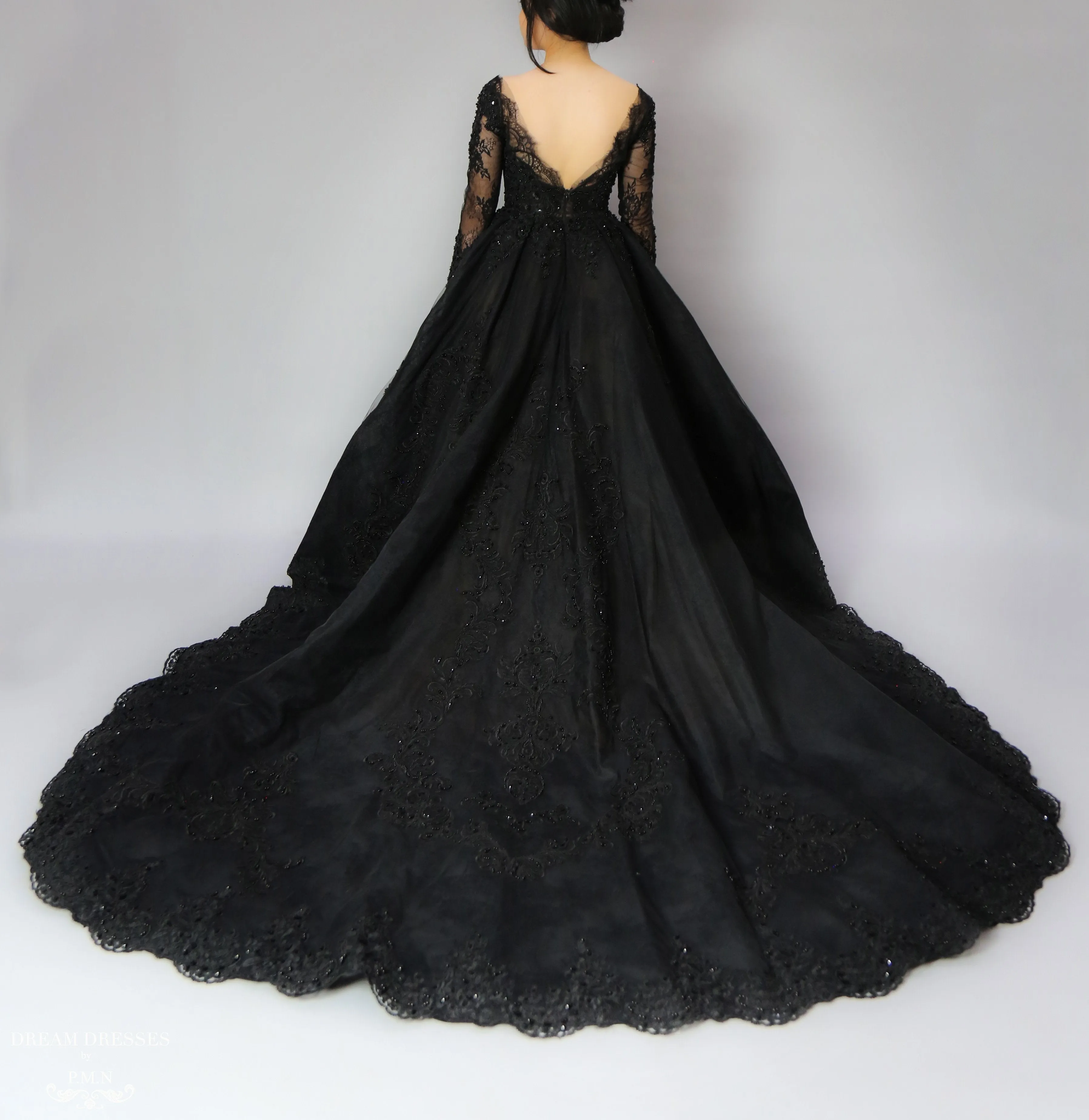 Beaded Lace Black Wedding Dresses Long Sleeves