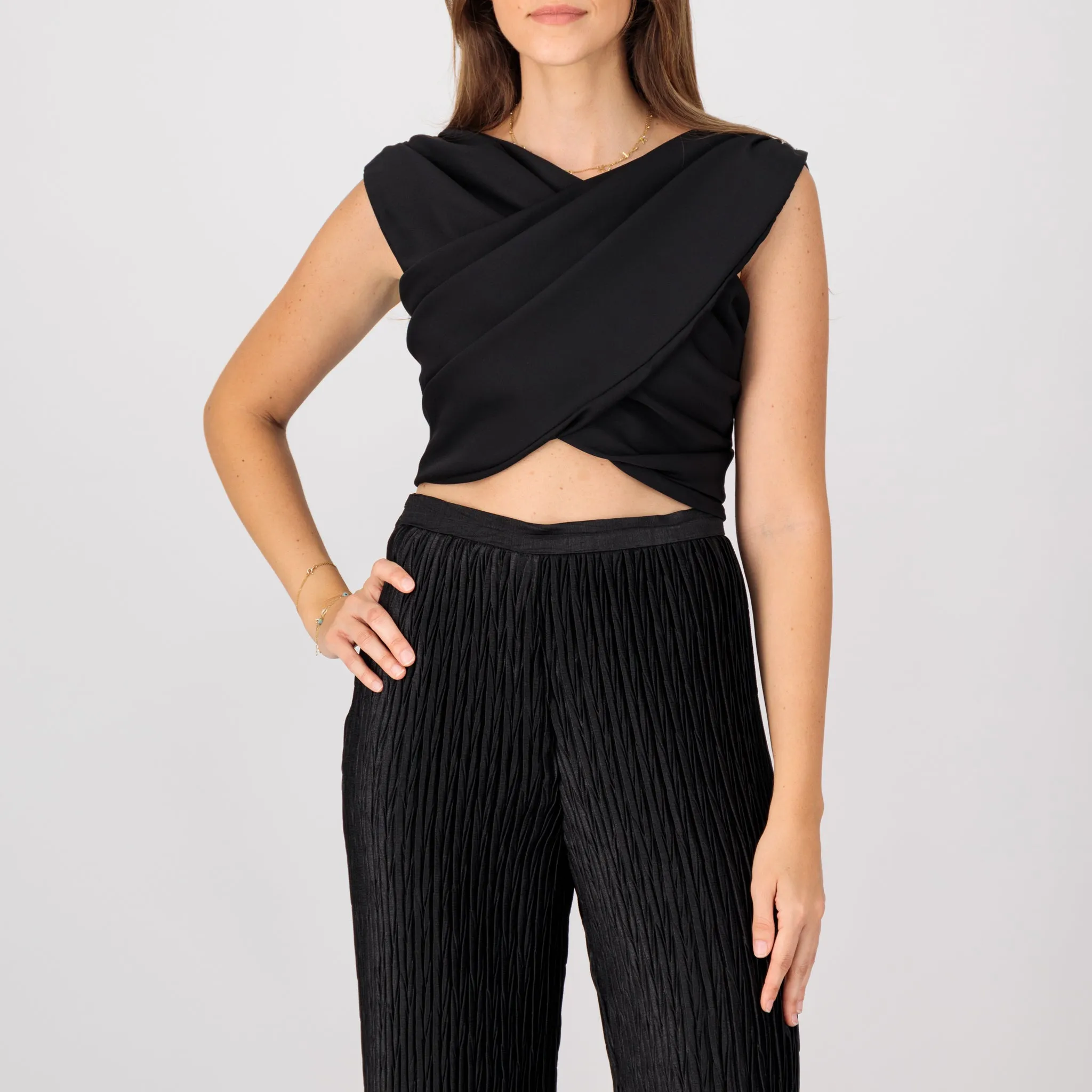 Black pleated pants