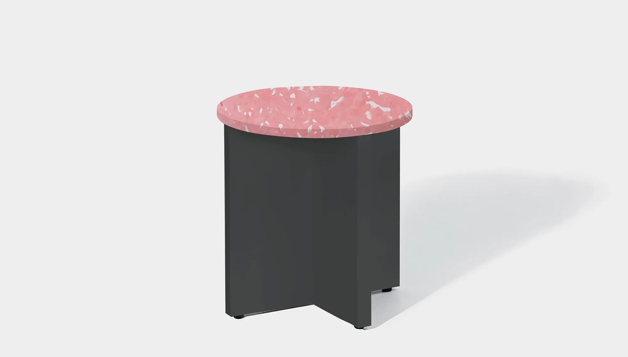 Bob Side Table Round - Recycled Bottle Tops