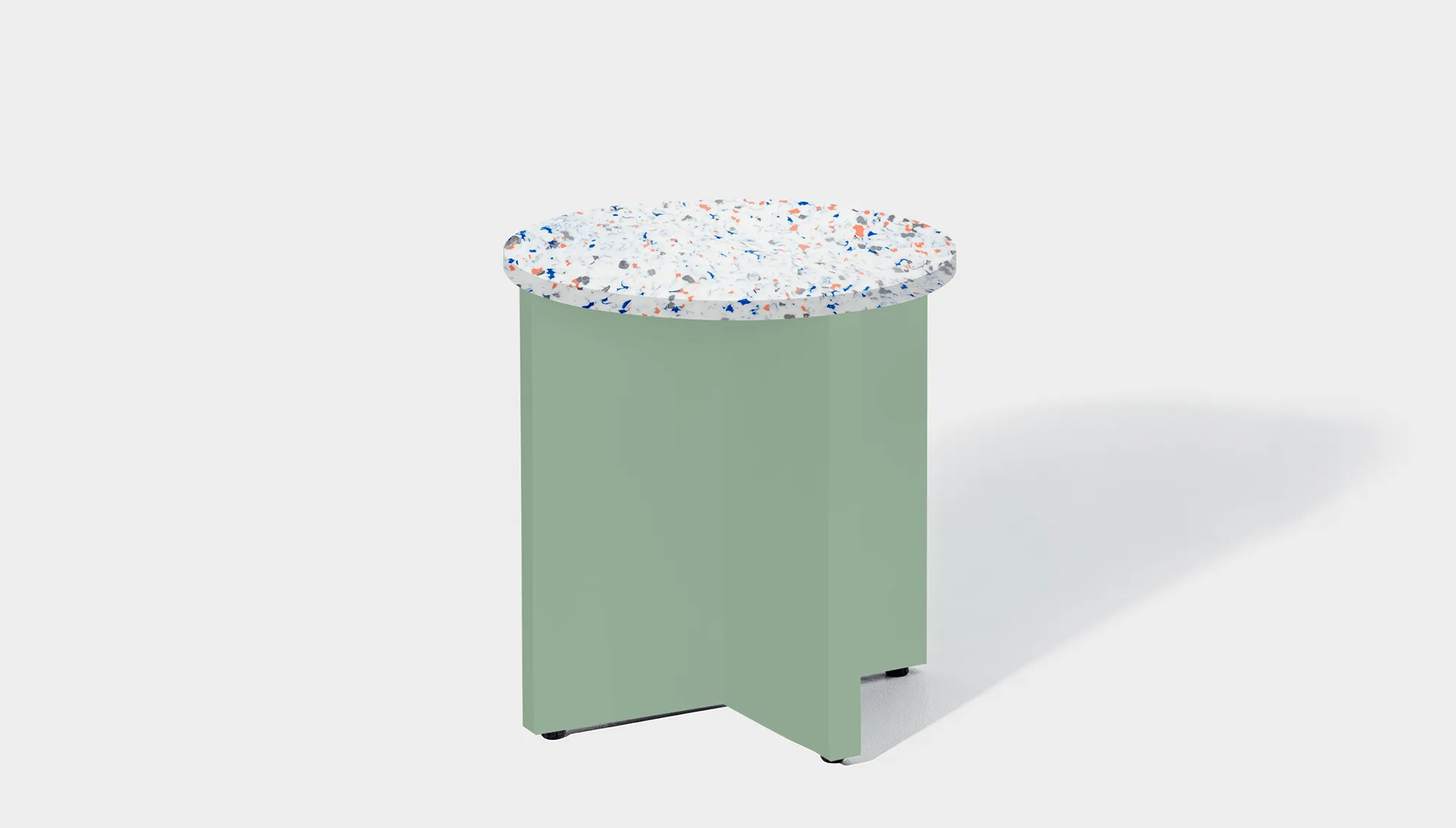 Bob Side Table Round - Recycled Bottle Tops