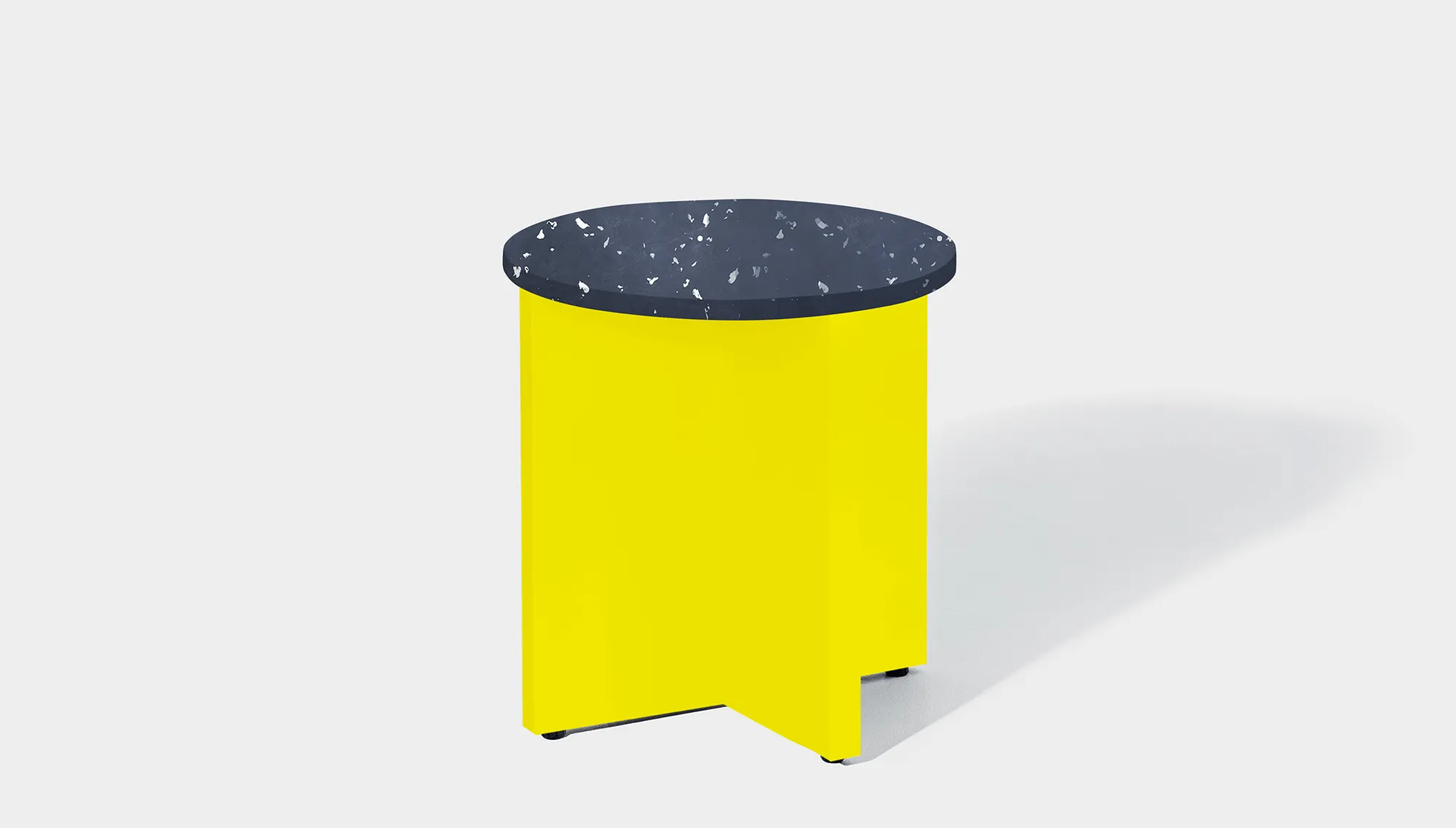 Bob Side Table Round - Recycled Bottle Tops