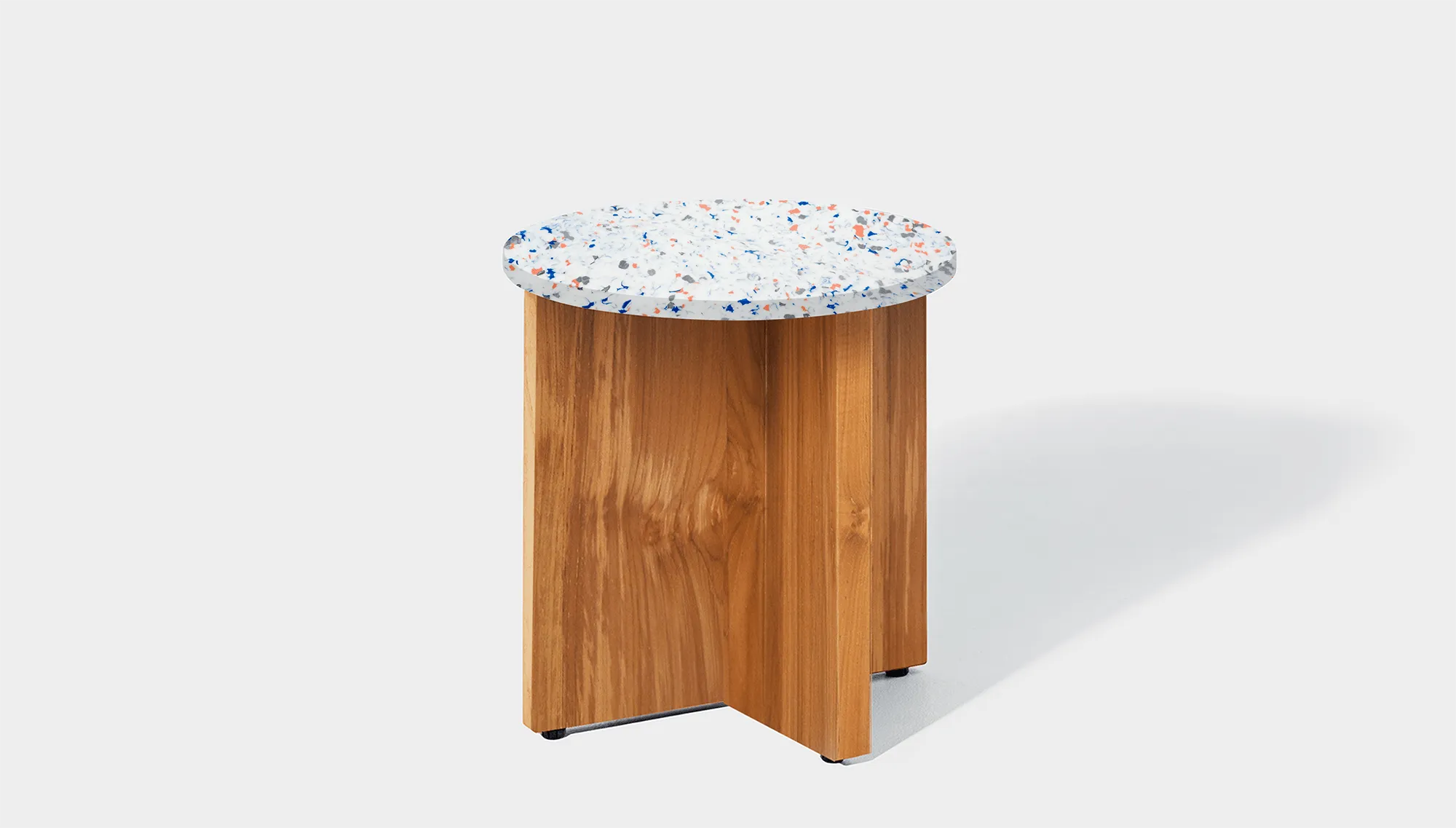 Bob Side Table Round - Recycled Bottle Tops