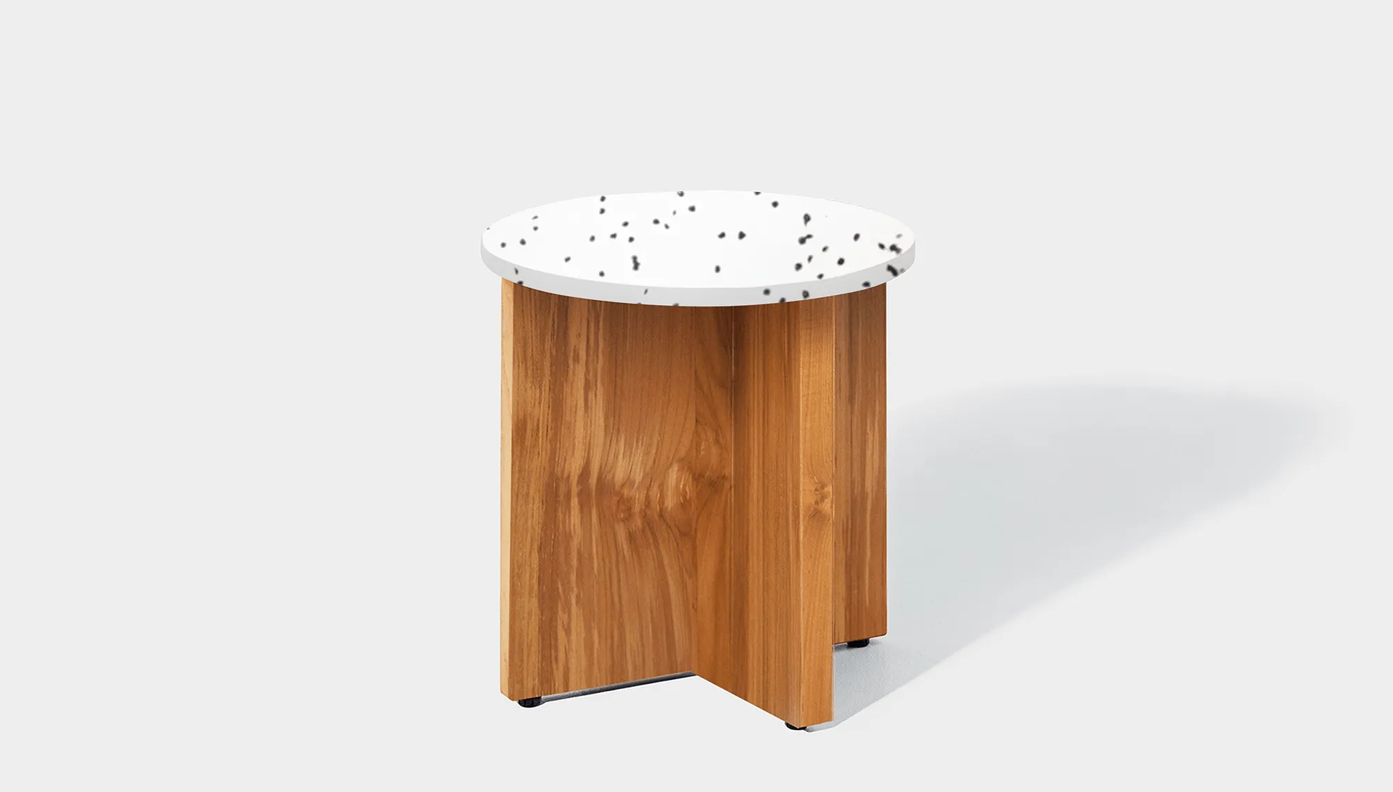 Bob Side Table Round - Recycled Bottle Tops