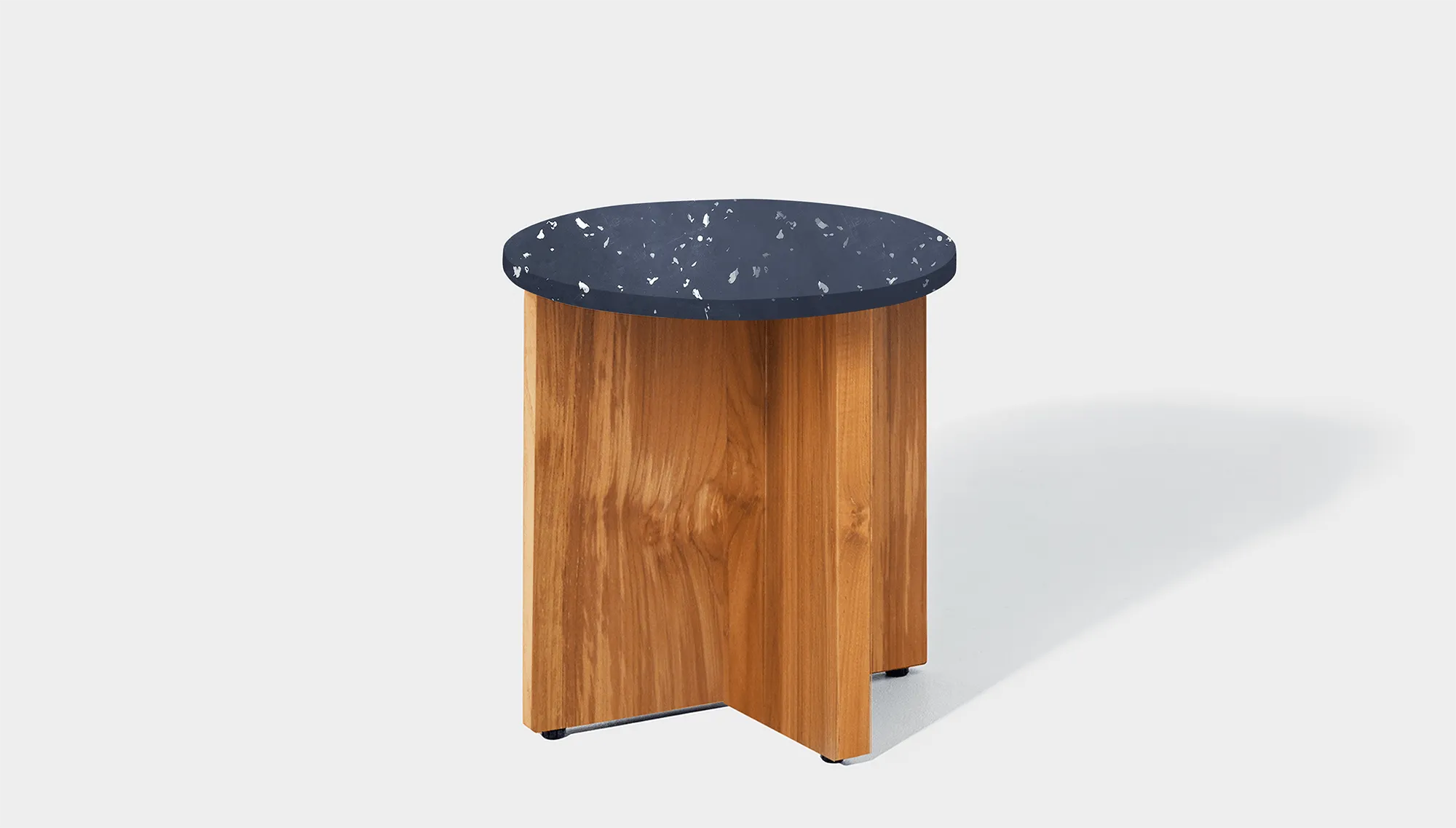 Bob Side Table Round - Recycled Bottle Tops