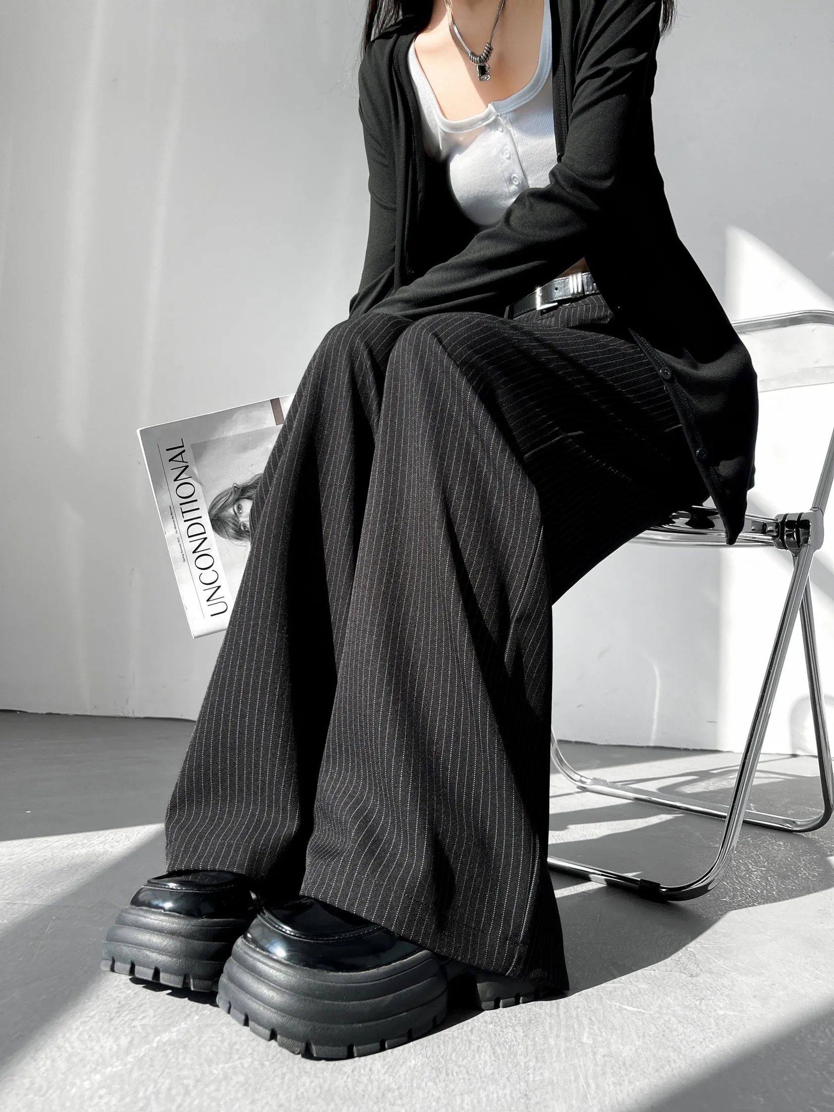 Breathable and Comfortable Stripe Pleated Pants for Casual Use
