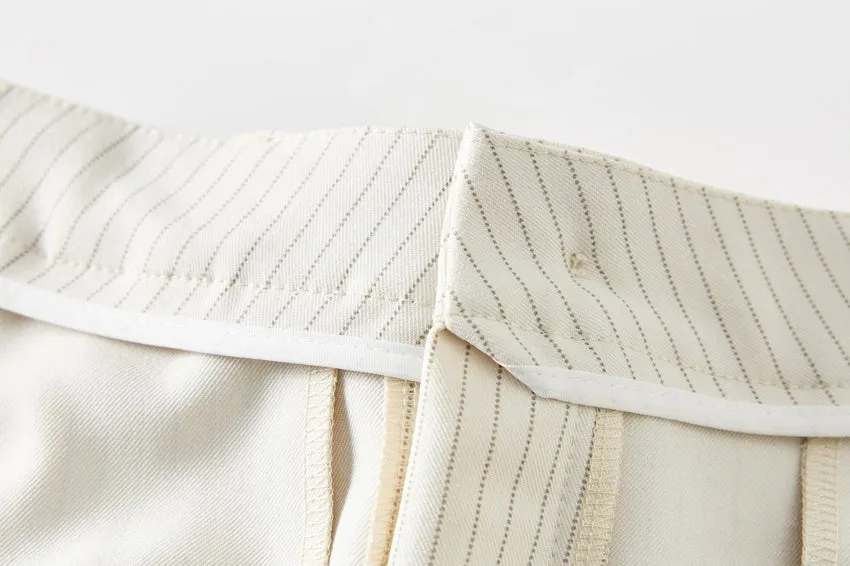Breathable and Comfortable Stripe Pleated Pants for Casual Use