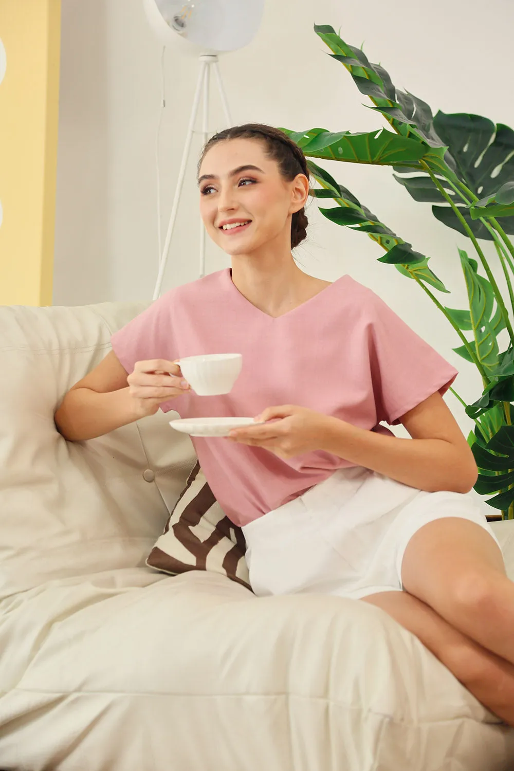 Danna V-Neck Relaxed Blouse in Pink Texture