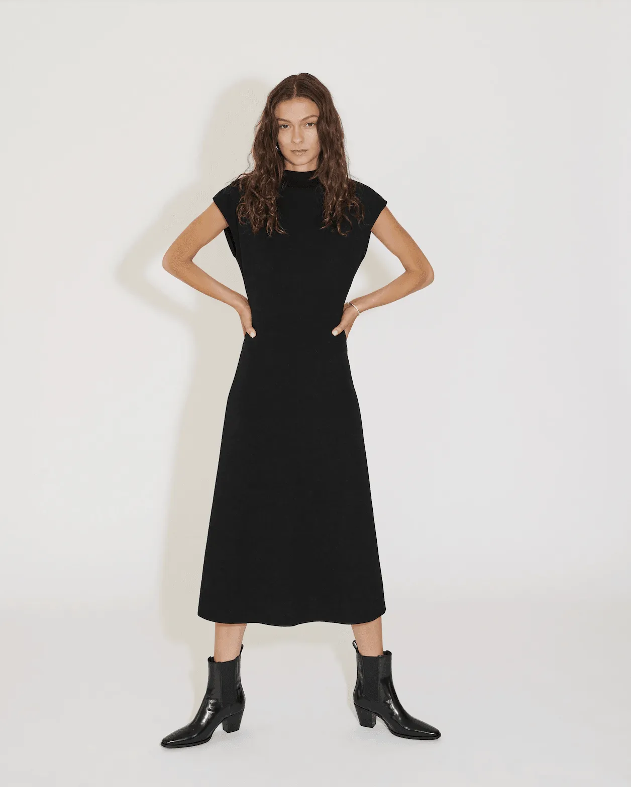 DEPARTMENT OF FINERY Giorgia Boot - Black Abbresevato