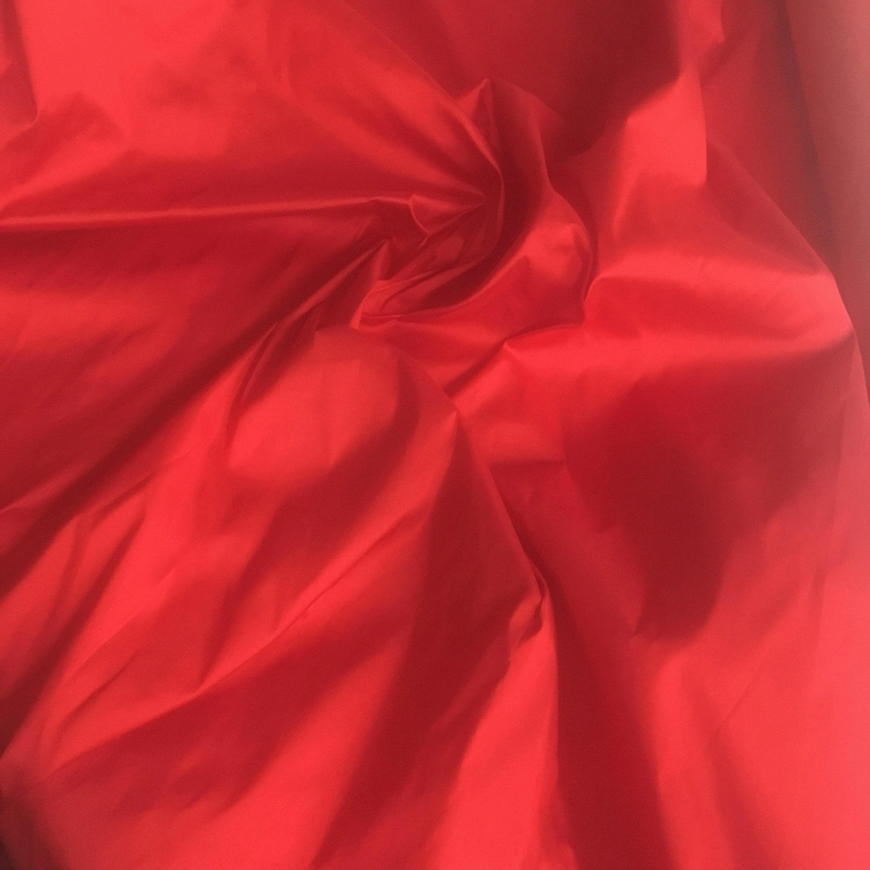 Dupion 623/Deep Red
