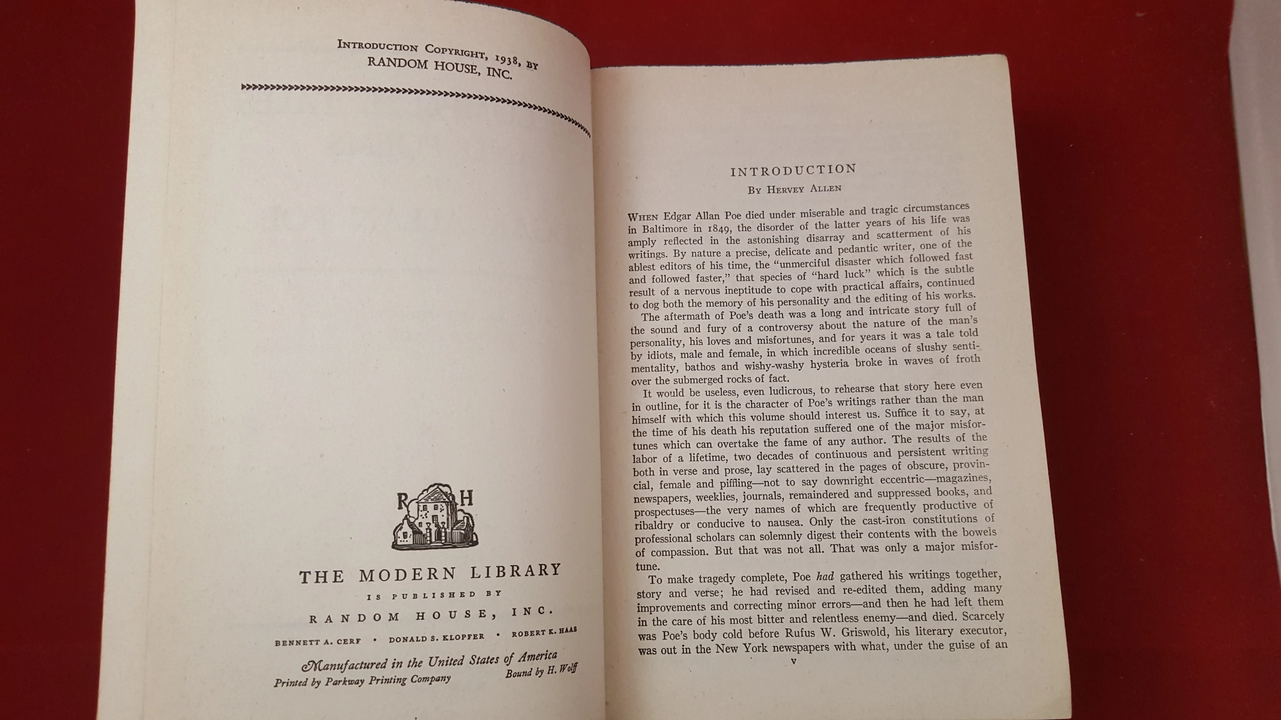 Edgar Allan Poe - The Complete Tales And Poems, The Modern Library, 1938, 1st Edition
