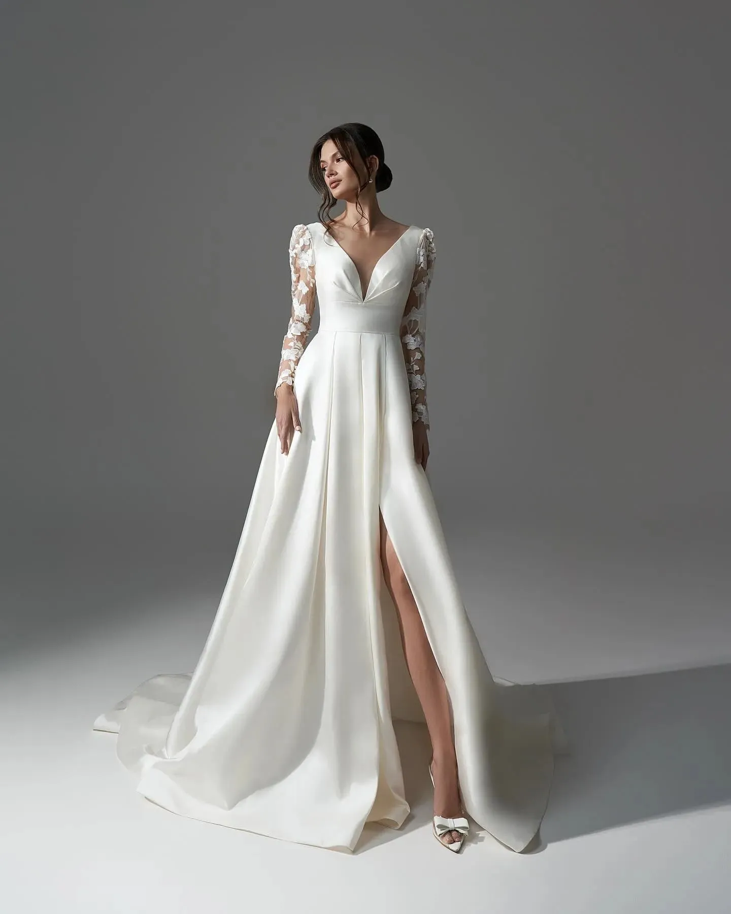 Elegant Simple Long Sleeve Wedding Dress Satin A Line V neck Bridal Gowns Side Split Bride Dress Sweep Train Plus Size