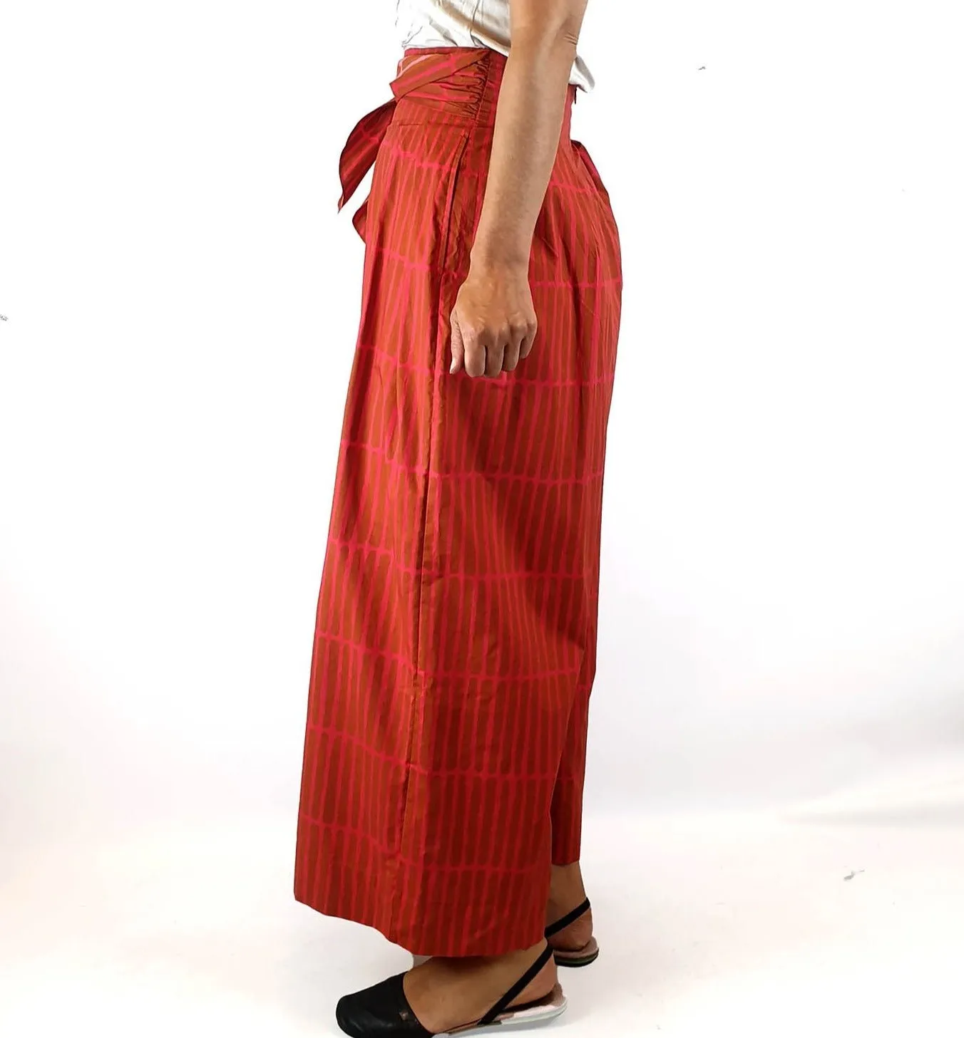 Elk 100% cotton red and brown print wide leg pants size 8