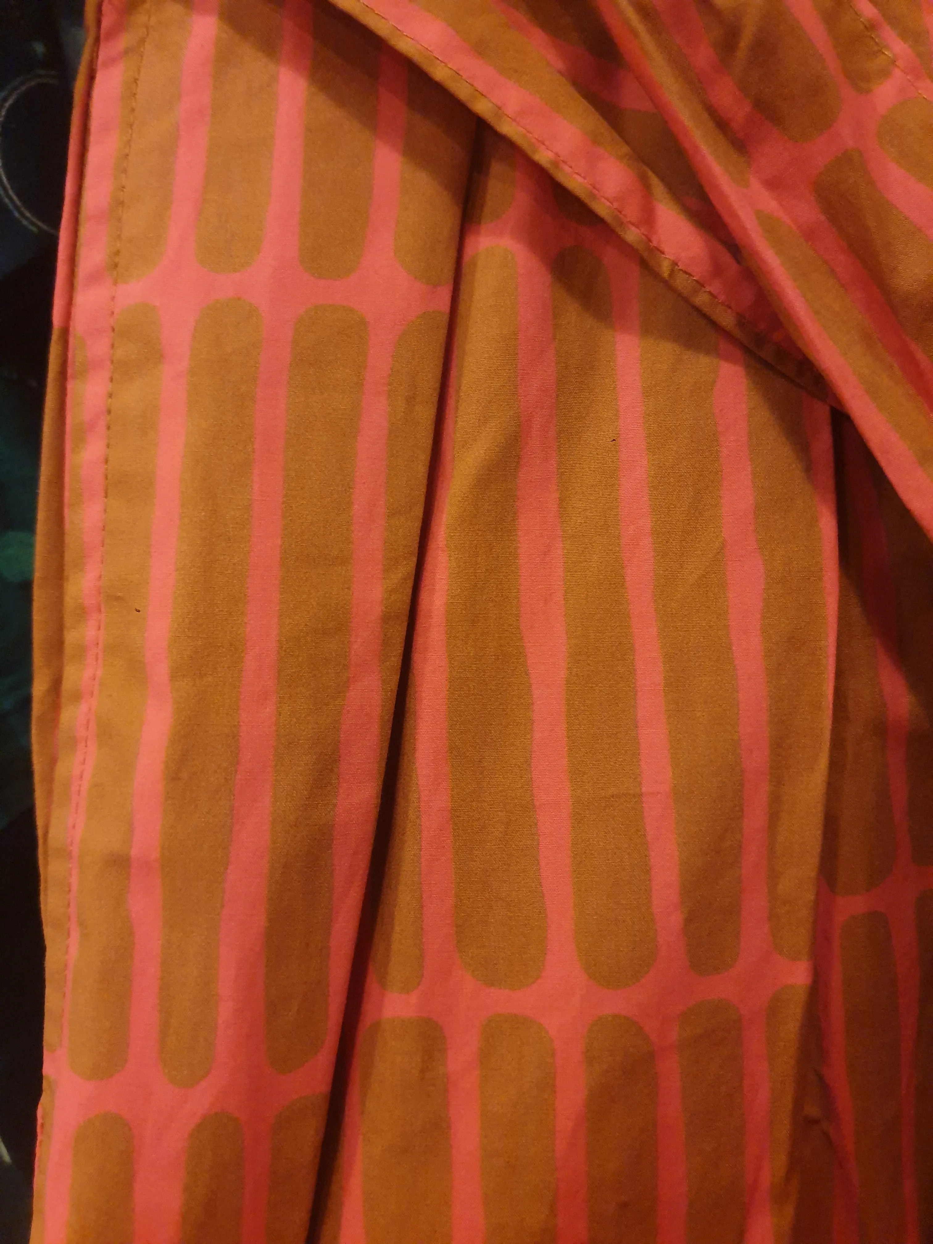 Elk 100% cotton red and brown print wide leg pants size 8