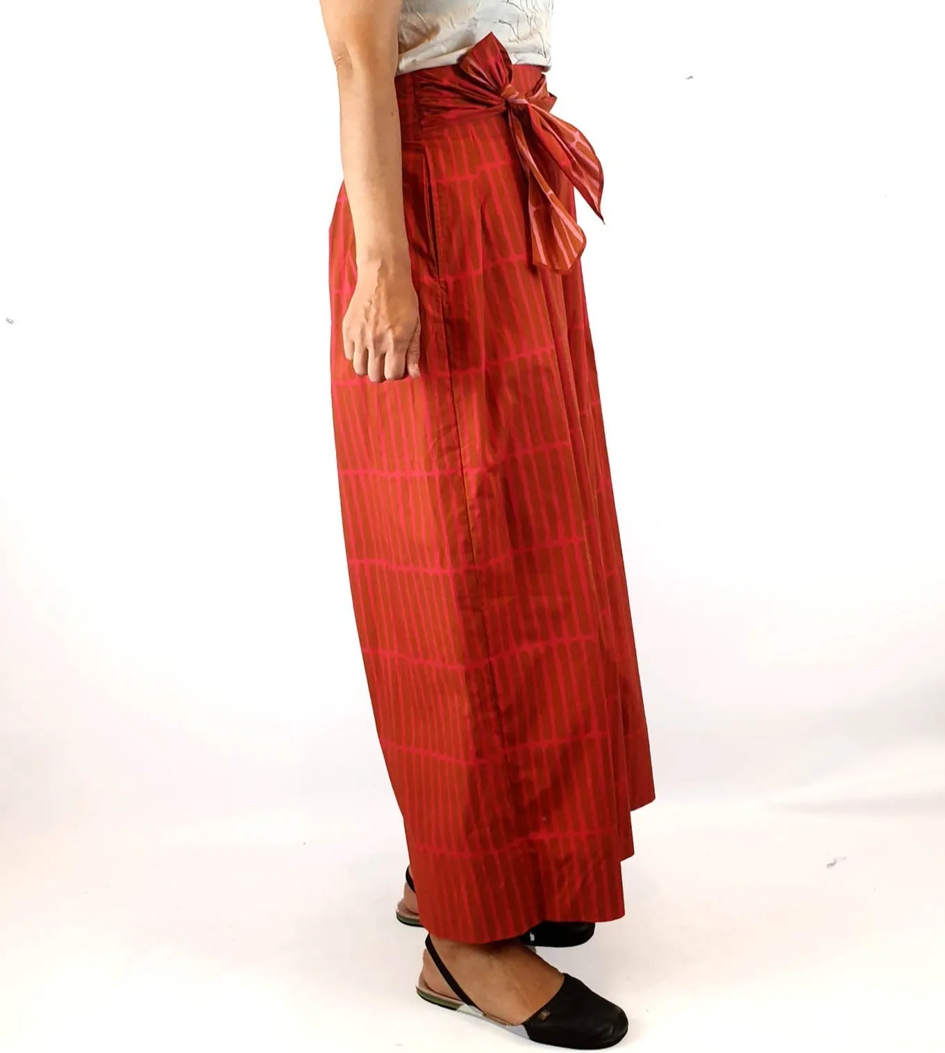 Elk 100% cotton red and brown print wide leg pants size 8