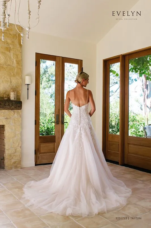 Evelyn Bridals Size 10 S231712 Taytum Ivory/Champagne Gown