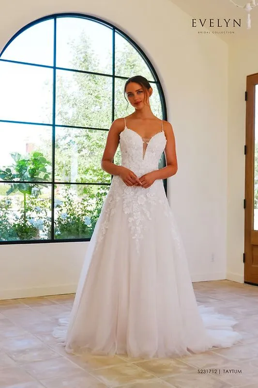 Evelyn Bridals Size 10 S231712 Taytum Ivory/Champagne Gown