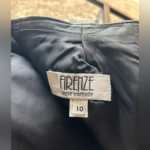 Firenze Vintage Black leather pencil skirt