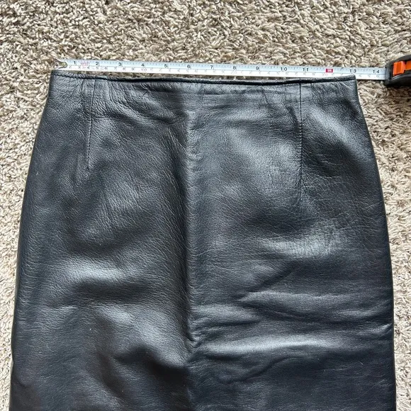 Firenze Vintage Black leather pencil skirt