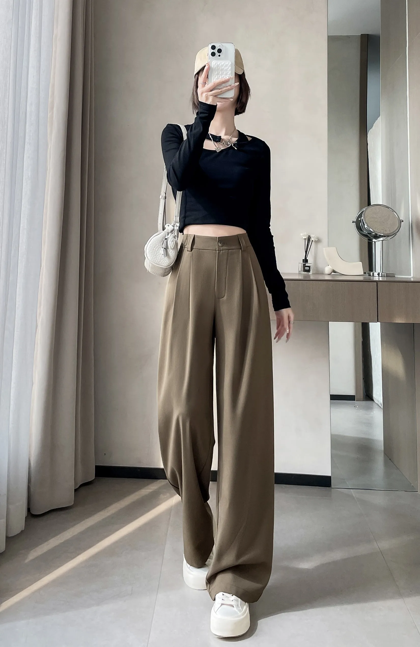 High-Waisted Breathable Pleated Pants for Effortless Style
