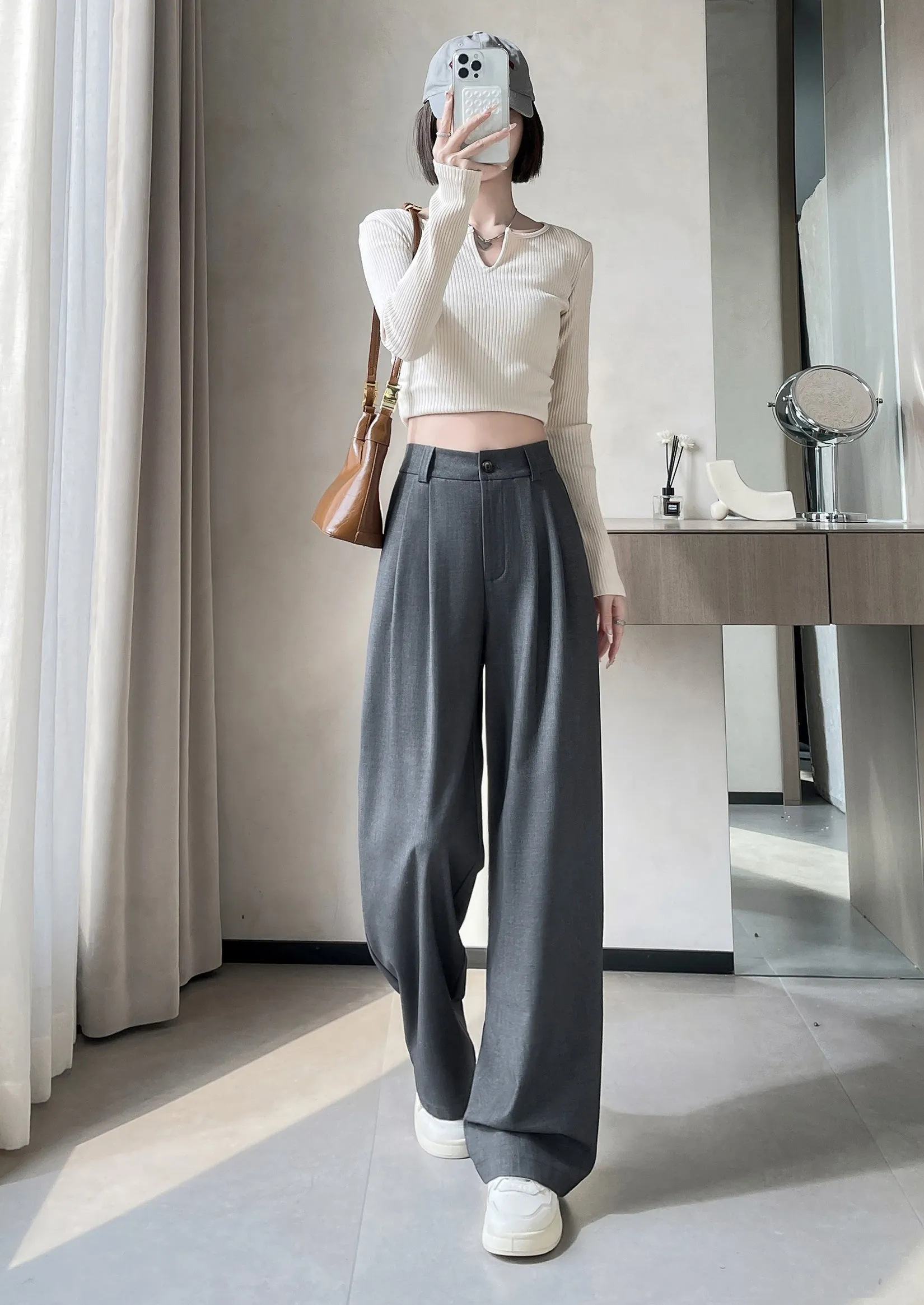High-Waisted Breathable Pleated Pants for Effortless Style