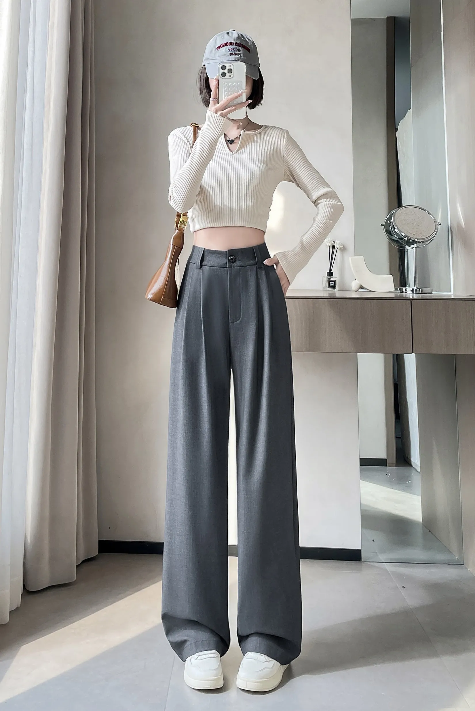 High-Waisted Breathable Pleated Pants for Effortless Style