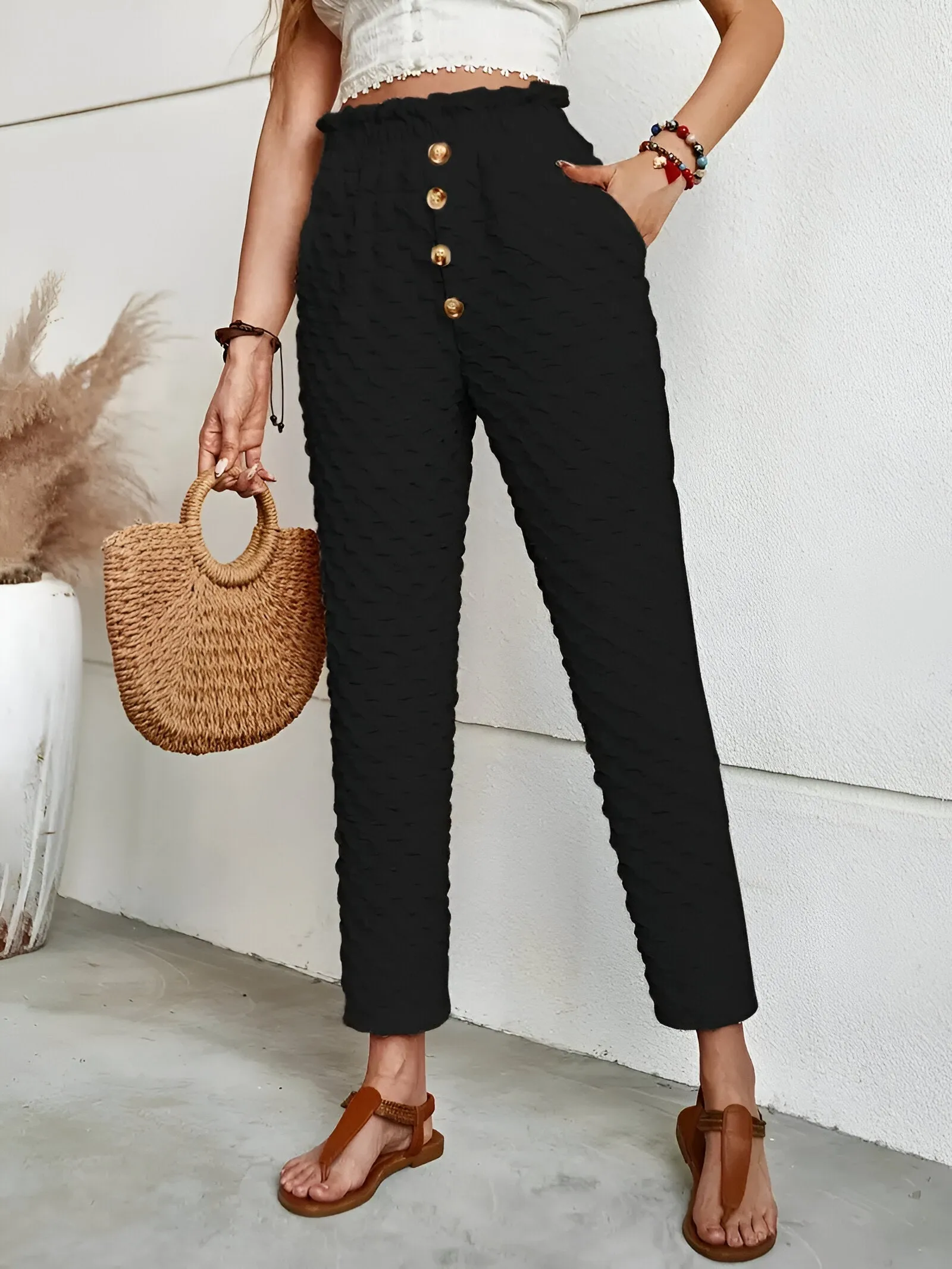Hjordis | Elegant & comfortable slim fit pants for all seasons