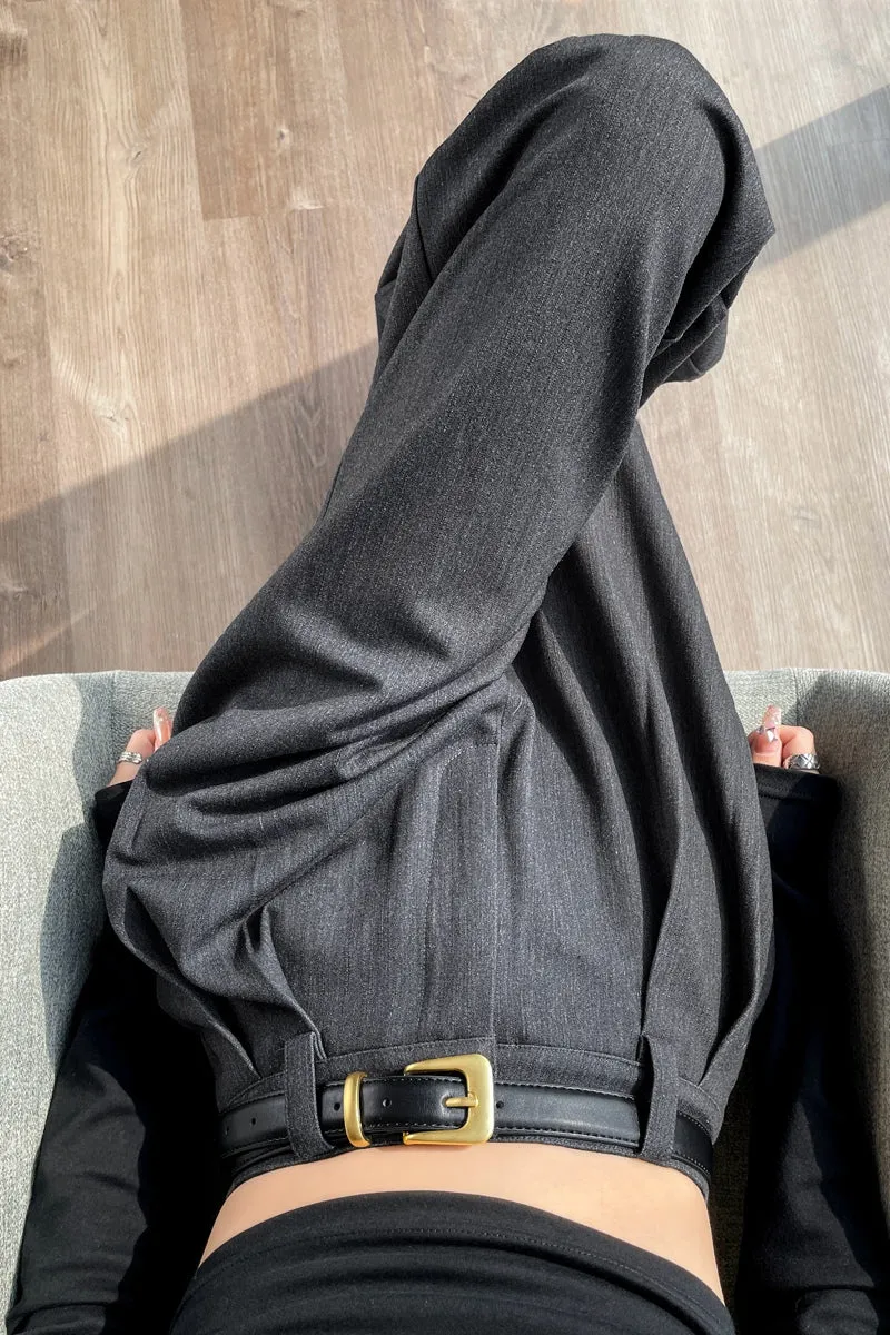 Lightweight and Breathable Women's Pleated Trousers for Everyday Wear