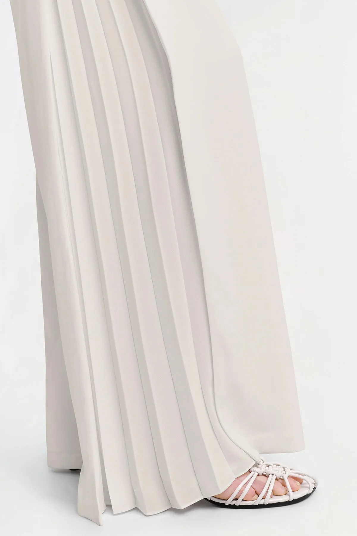 Lilo Pleated Pant in Ivory