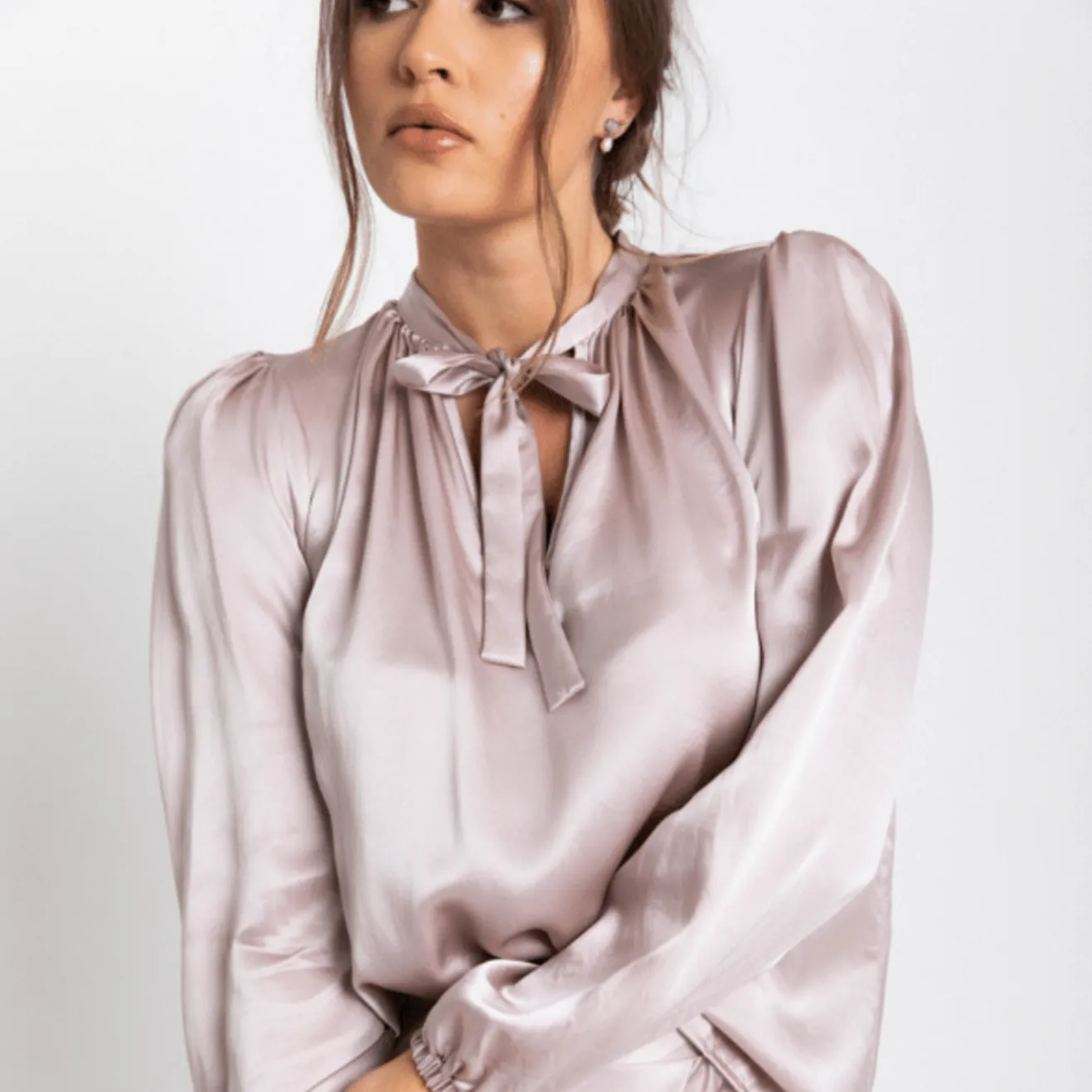 Lisa Brown Zen Sleeve Top