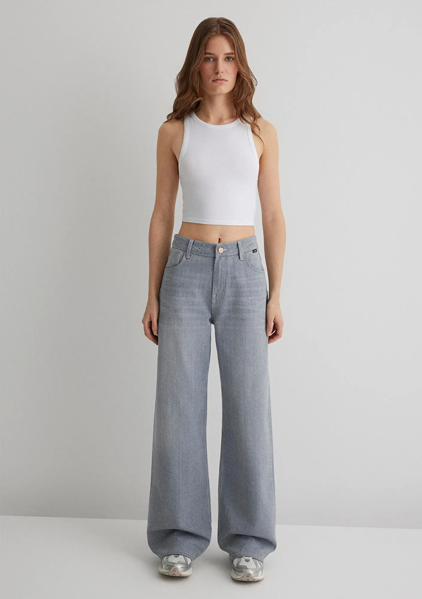 Malibu Light Smoke College Jean Pants