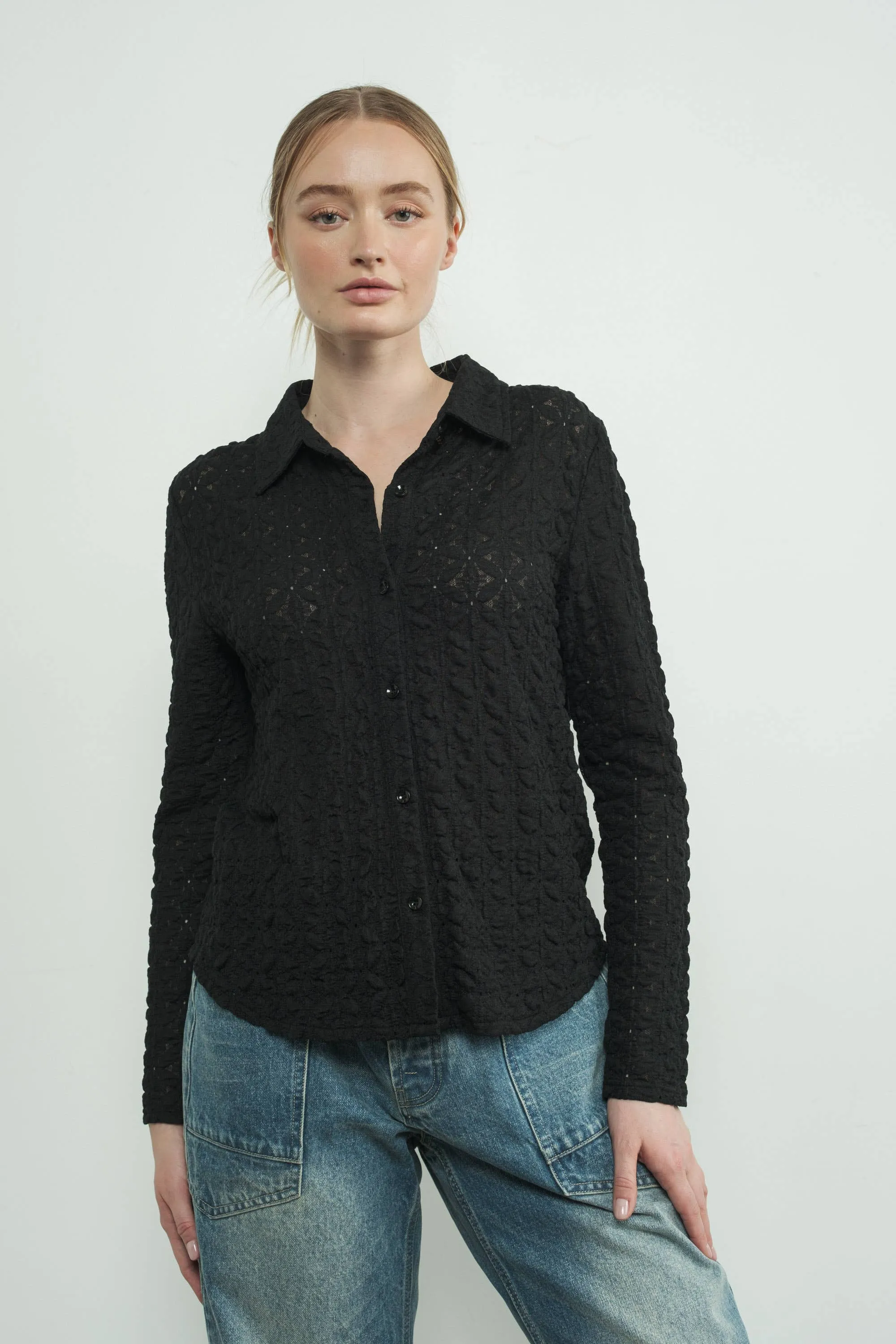 MAT3065 FLORAL LACE BUTTONDOWN SHIRTS