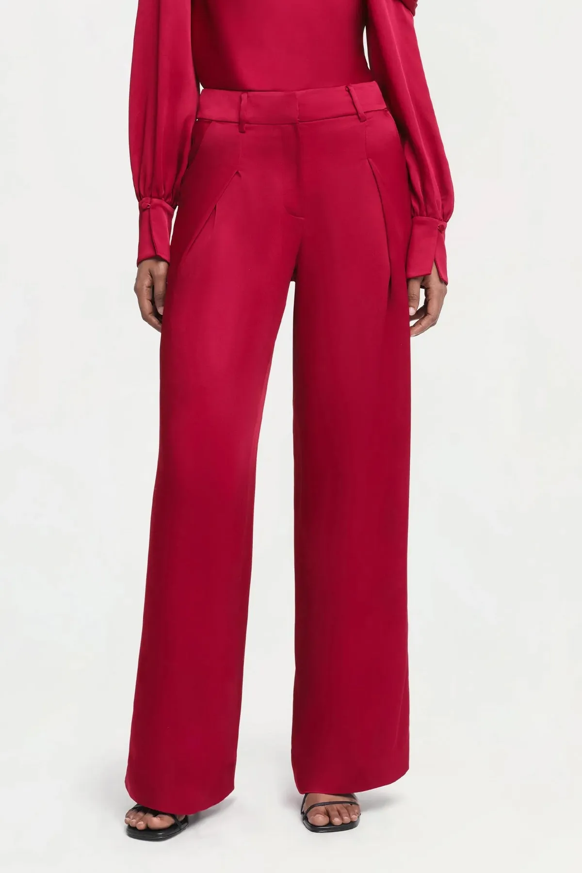 Mercer Pleated Pant in Cherry Red