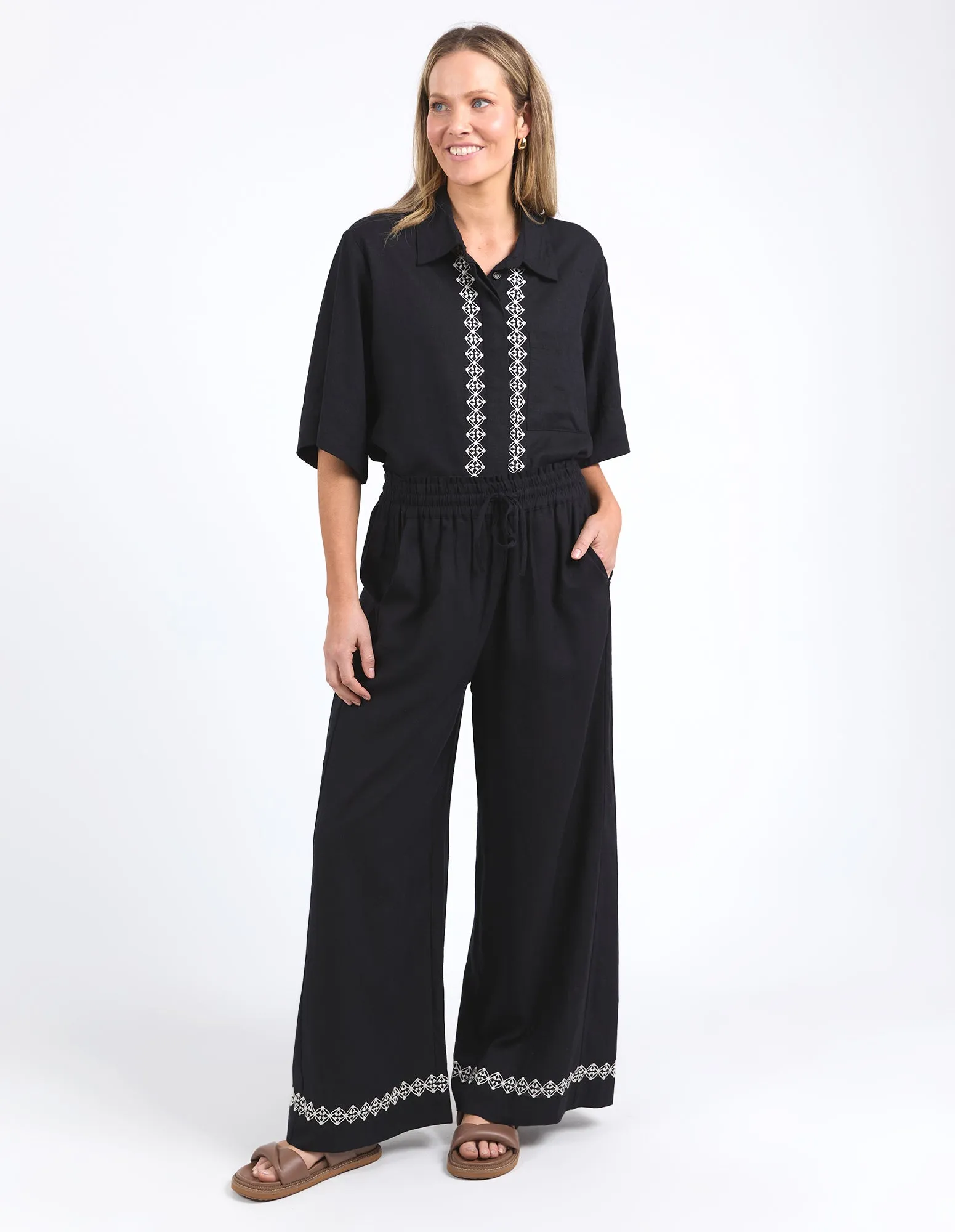 NINA EMBROIDERED PANT || BLACK