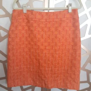 NWOT REAL CLOTHES Orange Mod print pencil skirt