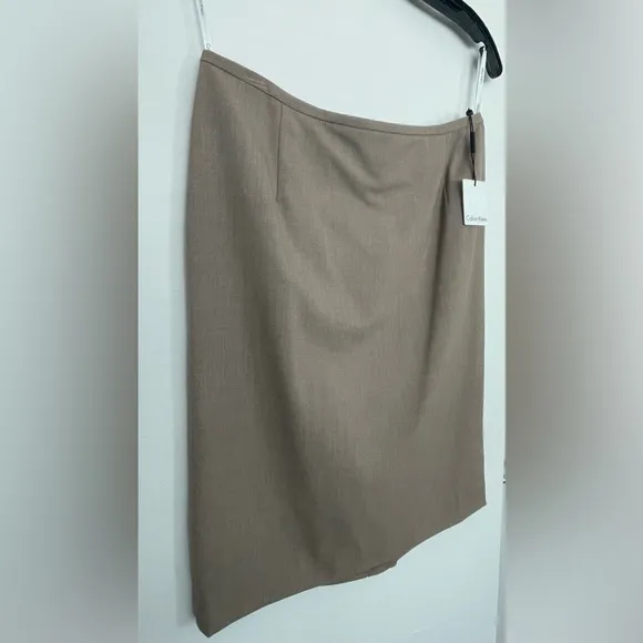 NWT Calvin Klein Size 6 Oatmeal Pencil Skirt