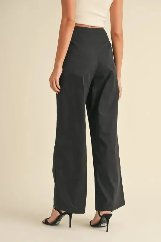Pleated Detail Wide Leg Pants