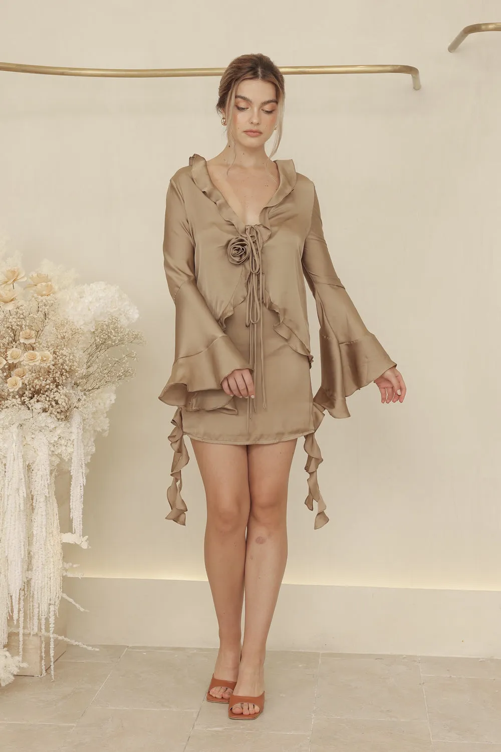 ROMAINE SET Ruffled Wing Top with Floral Detail and Ruffled Mini Skirt (Olive SC Silk)