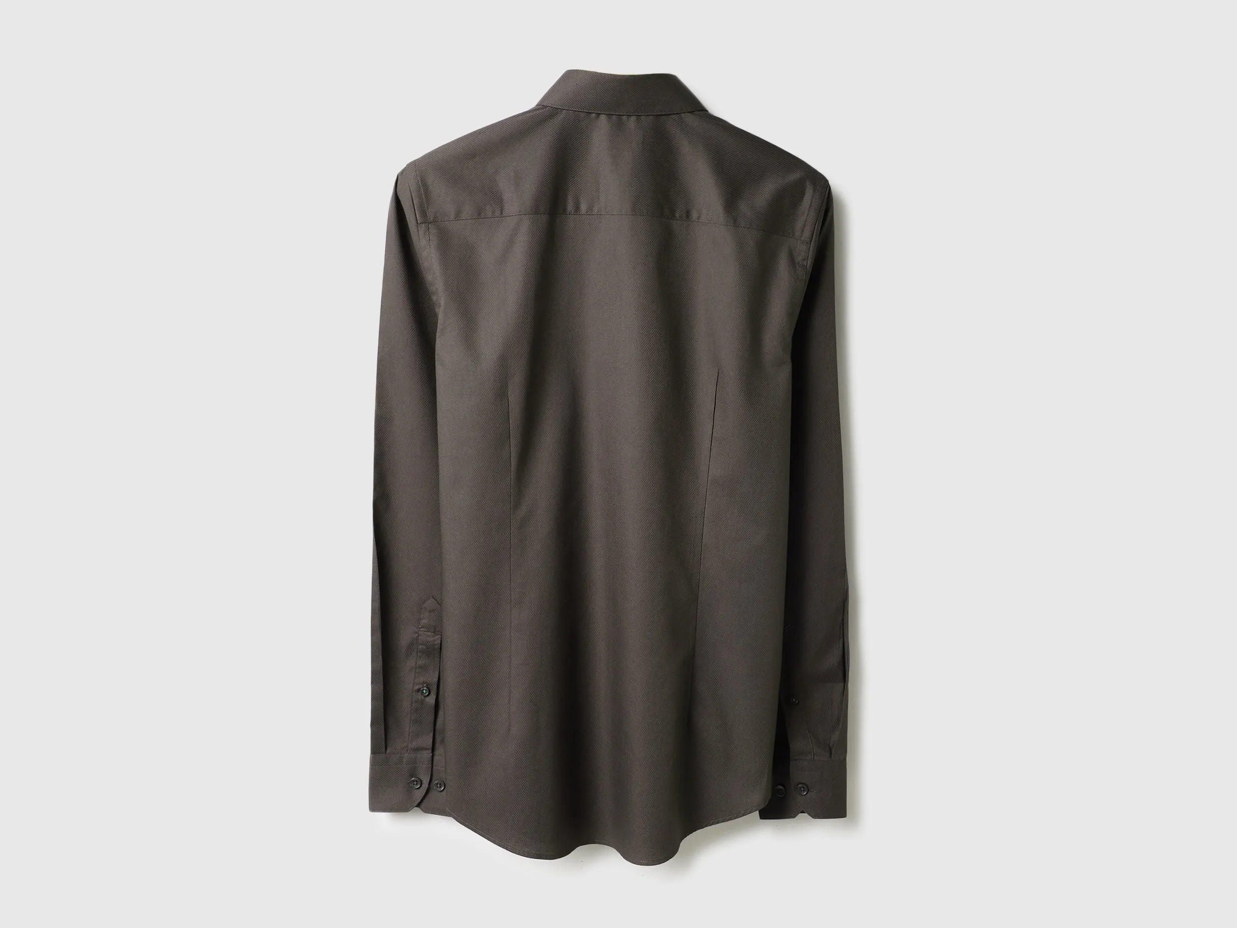 Slim Fit Cut Away Collar Solid Shirts