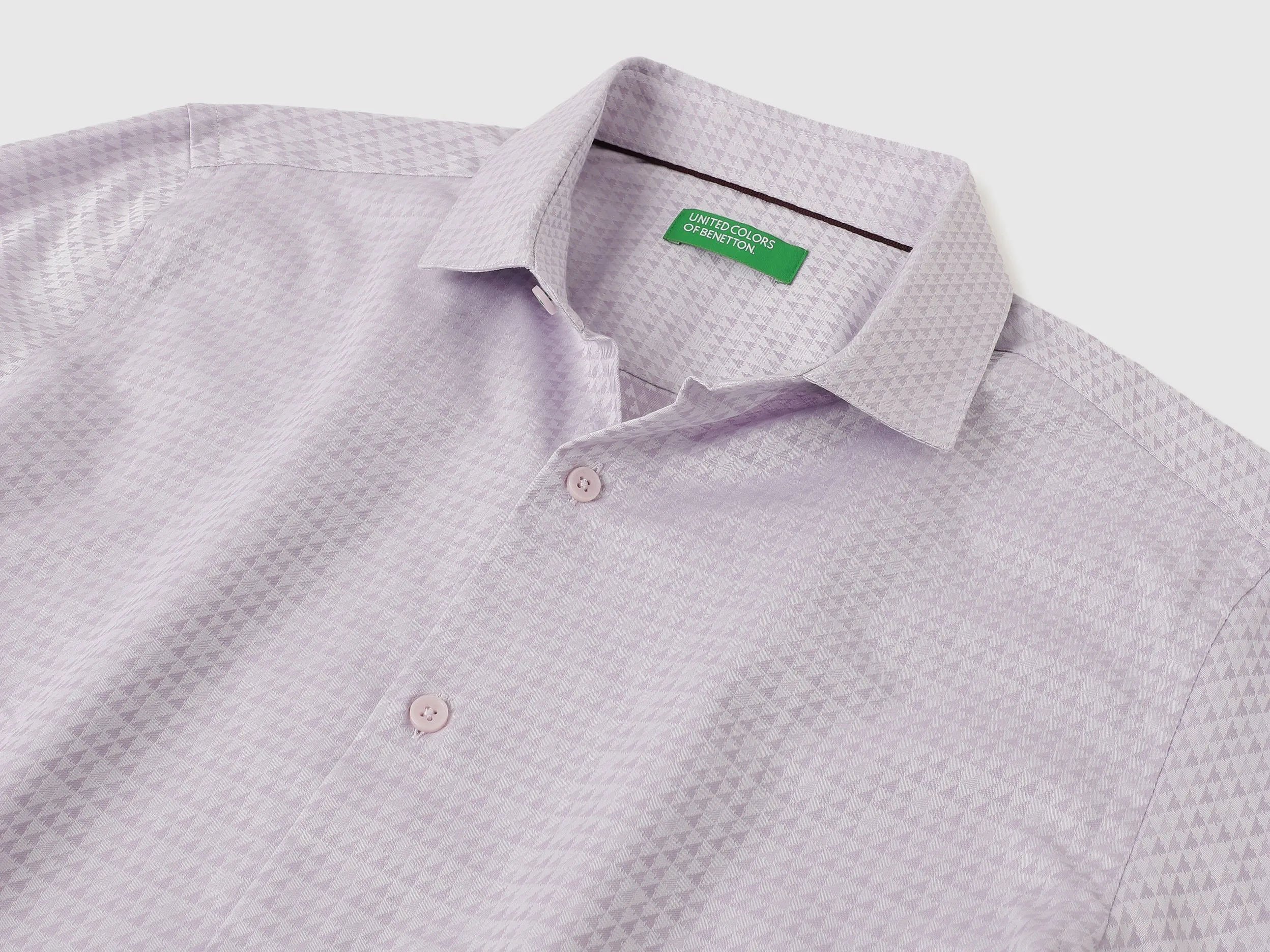 Slim Fit Cut Away Printed Shirts