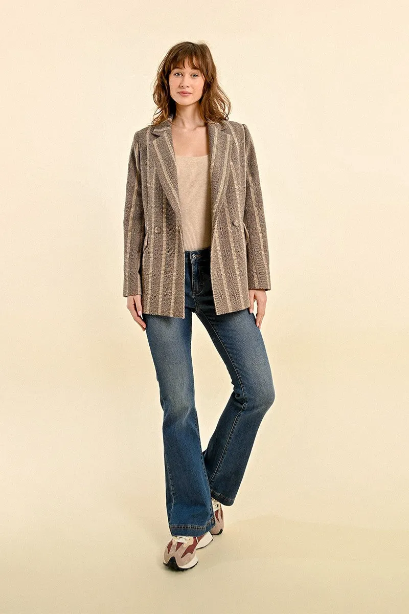 STRIPED AND DOUBLE-BREASTED BLAZER