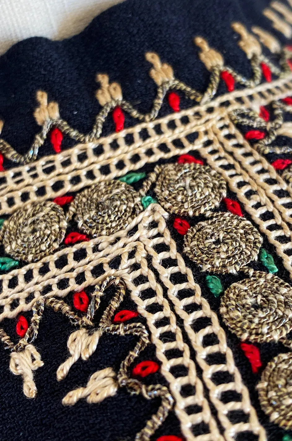 Stunning 1940s Black Silk Crepe Top w Extensive Hand Embroidered Neckline & Sleeves